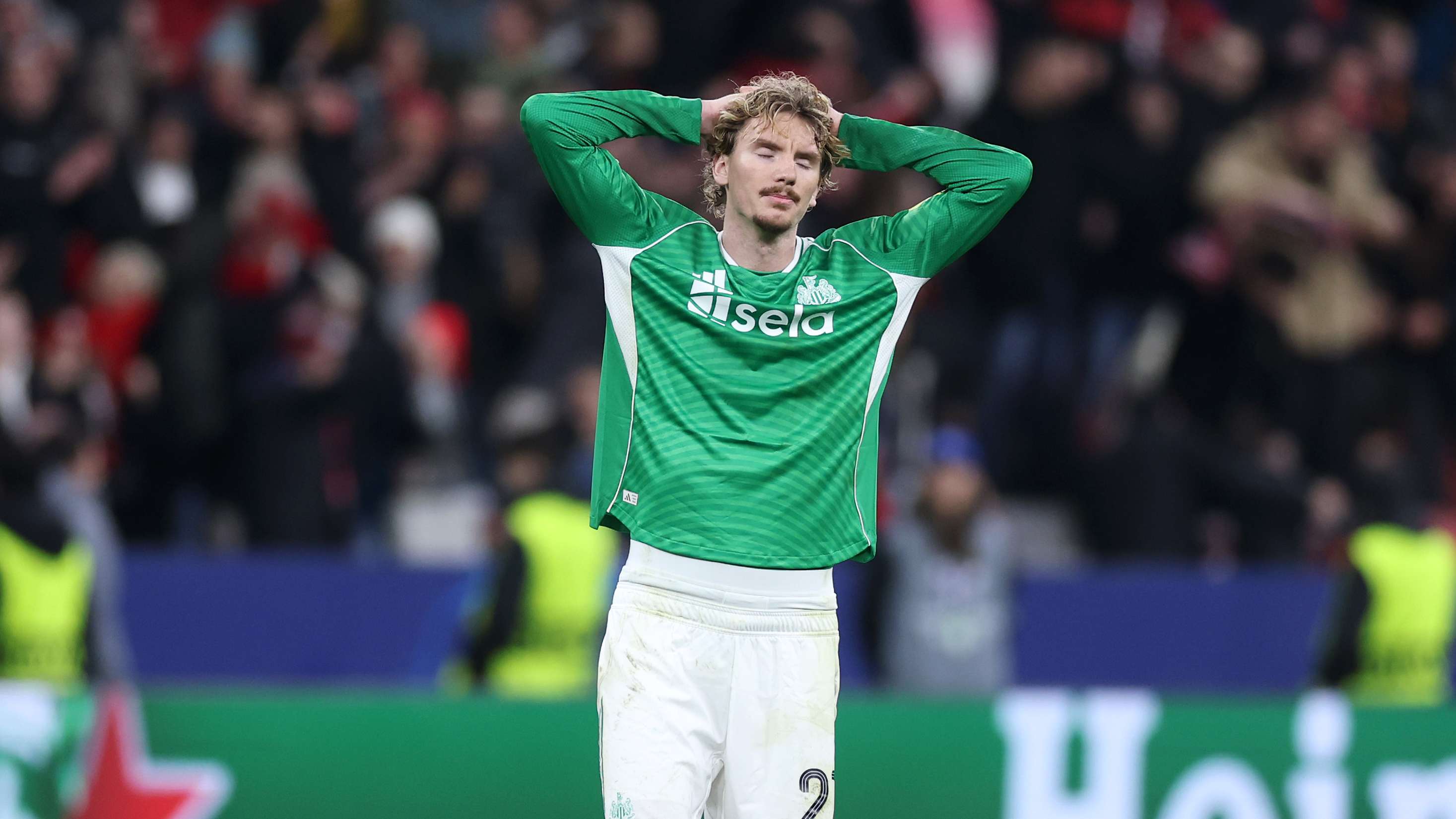 Bayer 04 Leverkusen v Newcastle United FC - UEFA Champions League 2025/26 League Phase MD6