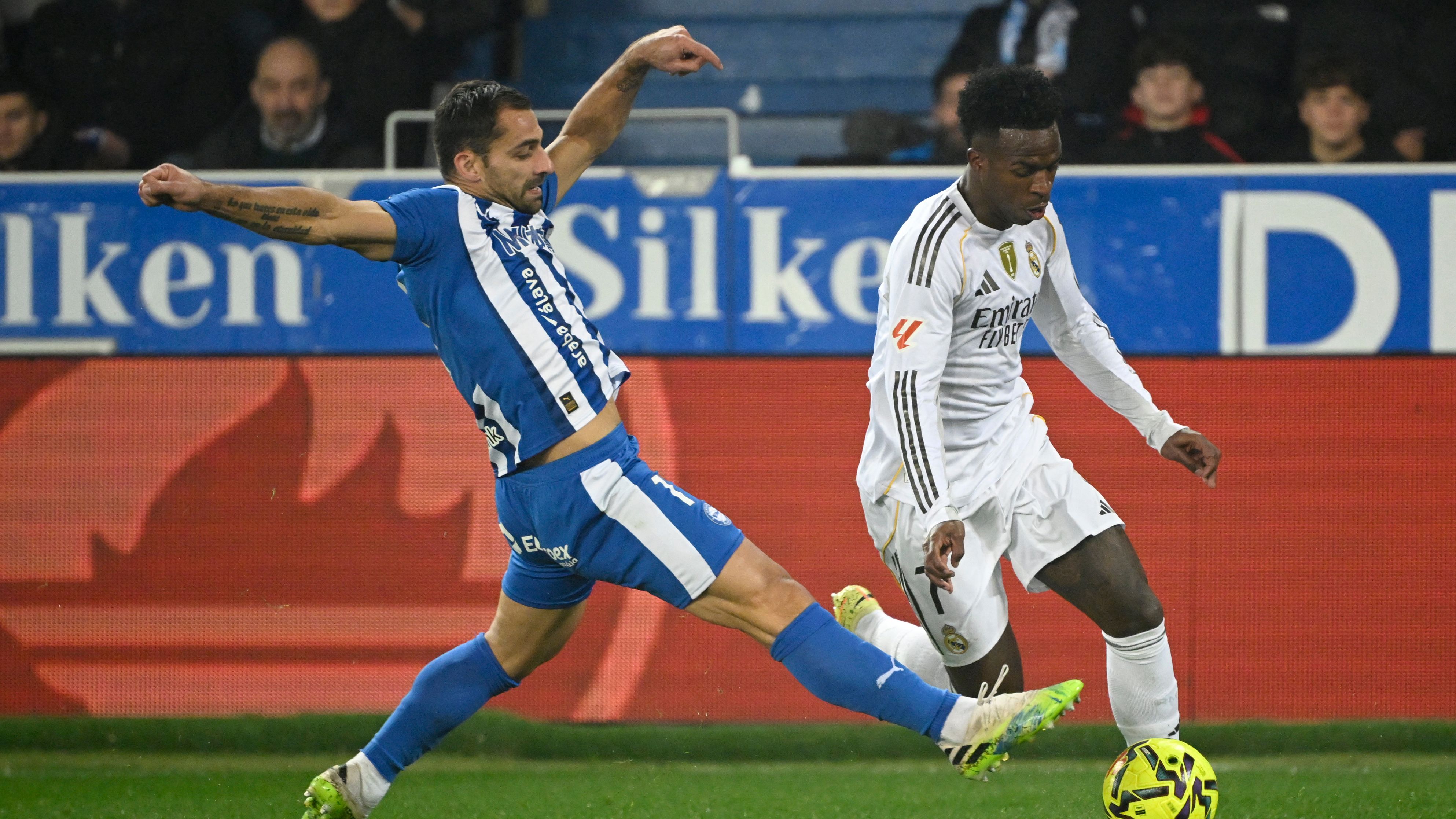 FBL-ESP-LIGA-ALAVES-REAL MADRID