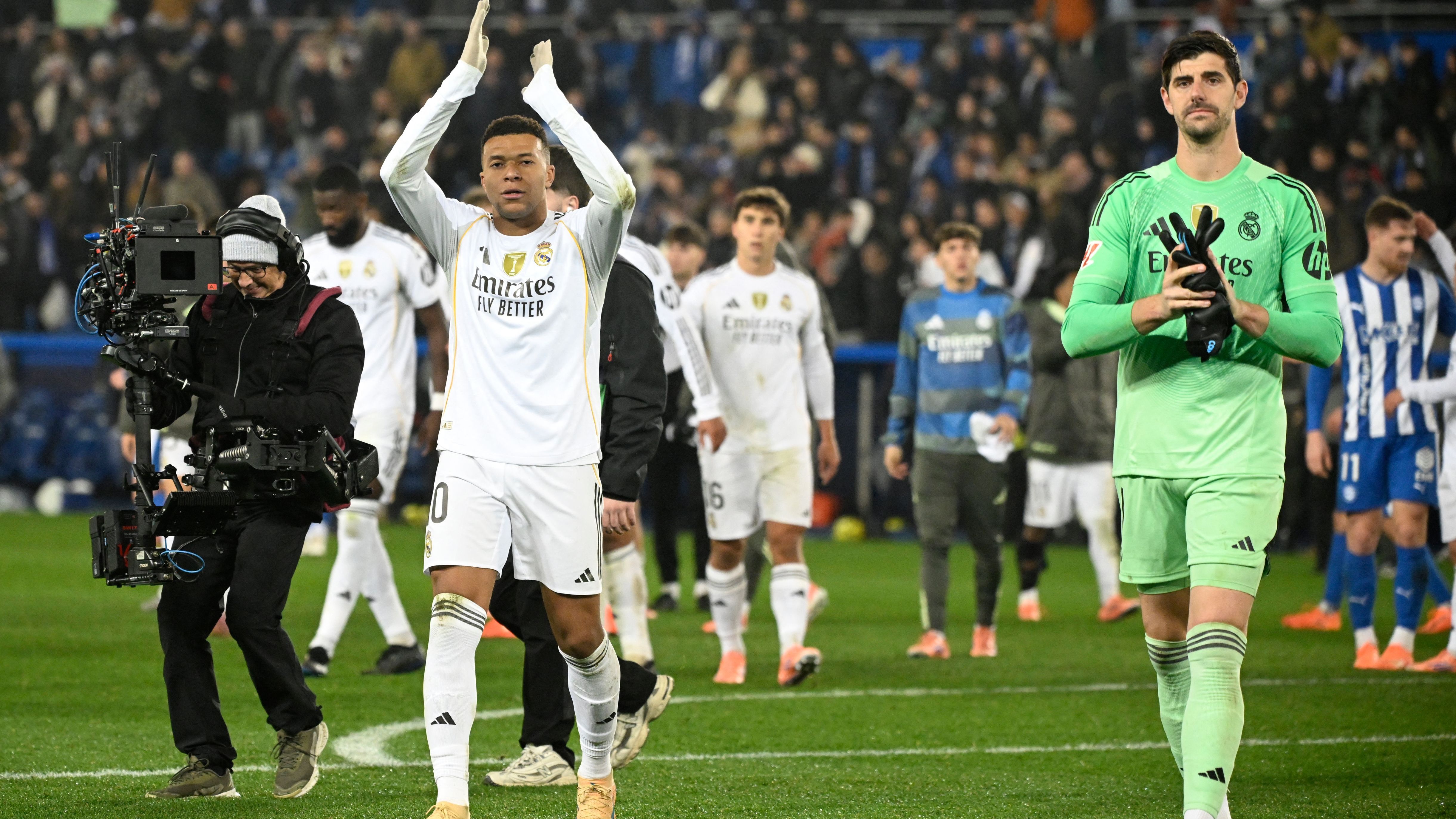 FBL-ESP-LIGA-ALAVES-REAL MADRID