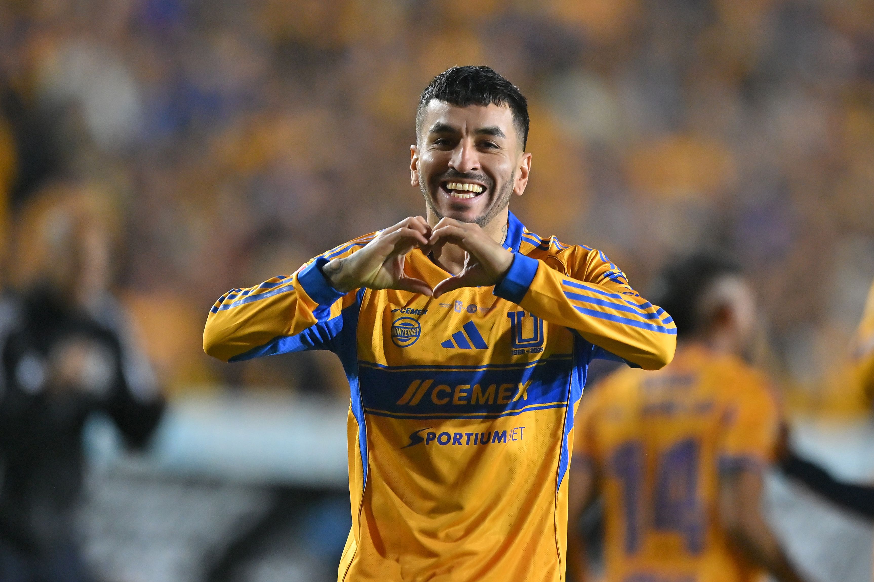 Tigres UANL v Toluca - Playoffs Torneo Apertura 2025 Liga MX