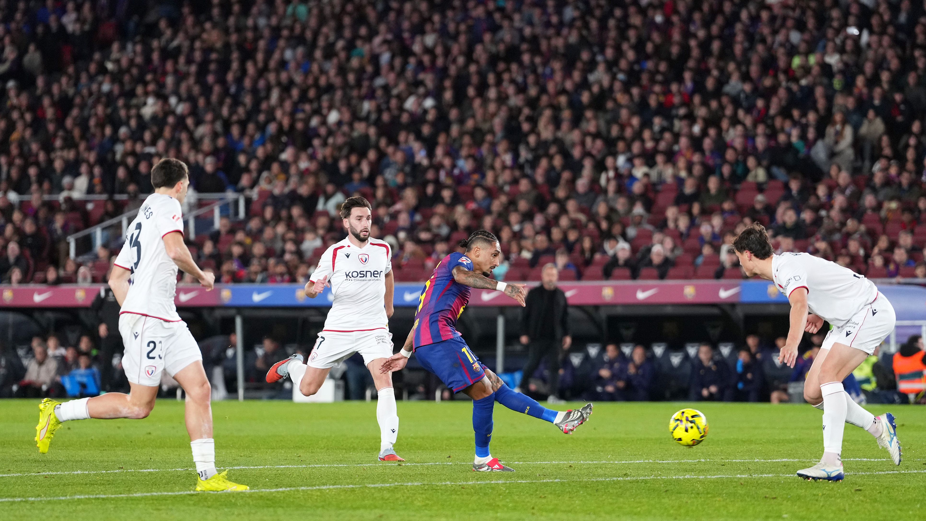 FC Barcelona v CA Osasuna - LaLiga EA Sports