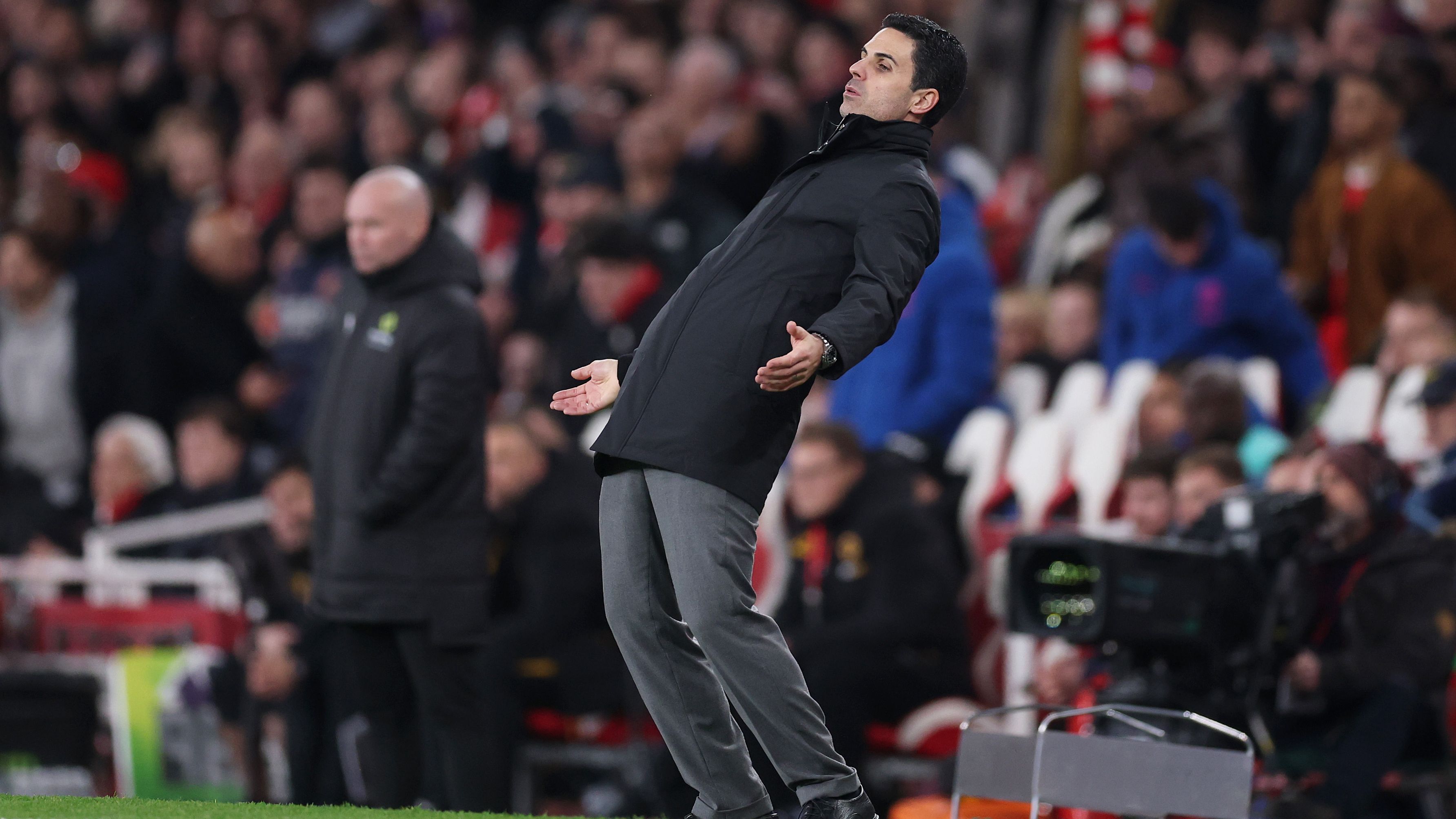 Arsenal v Wolverhampton Wanderers - Premier League