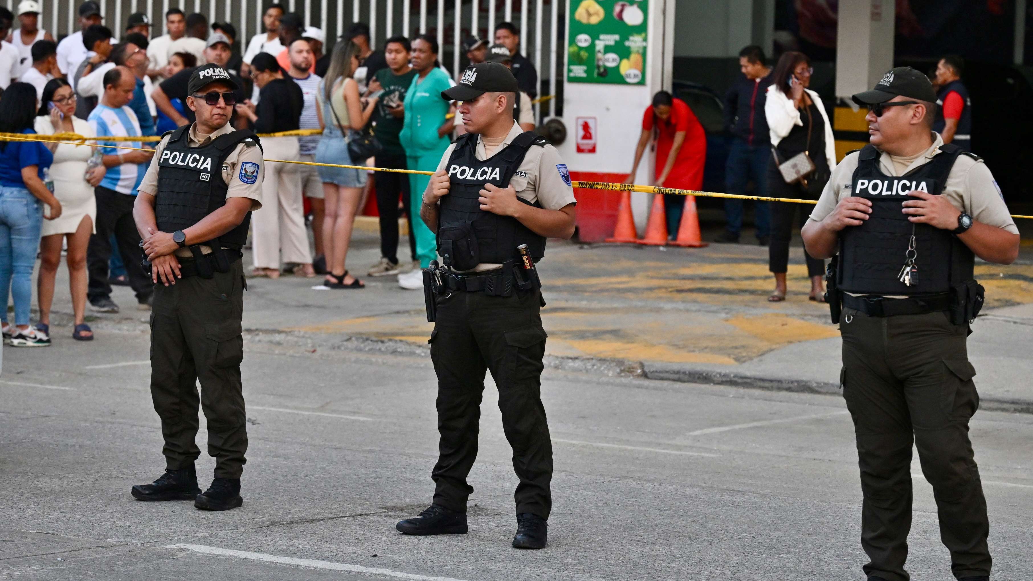 FBL-ECU-CRIME-BARCELONA