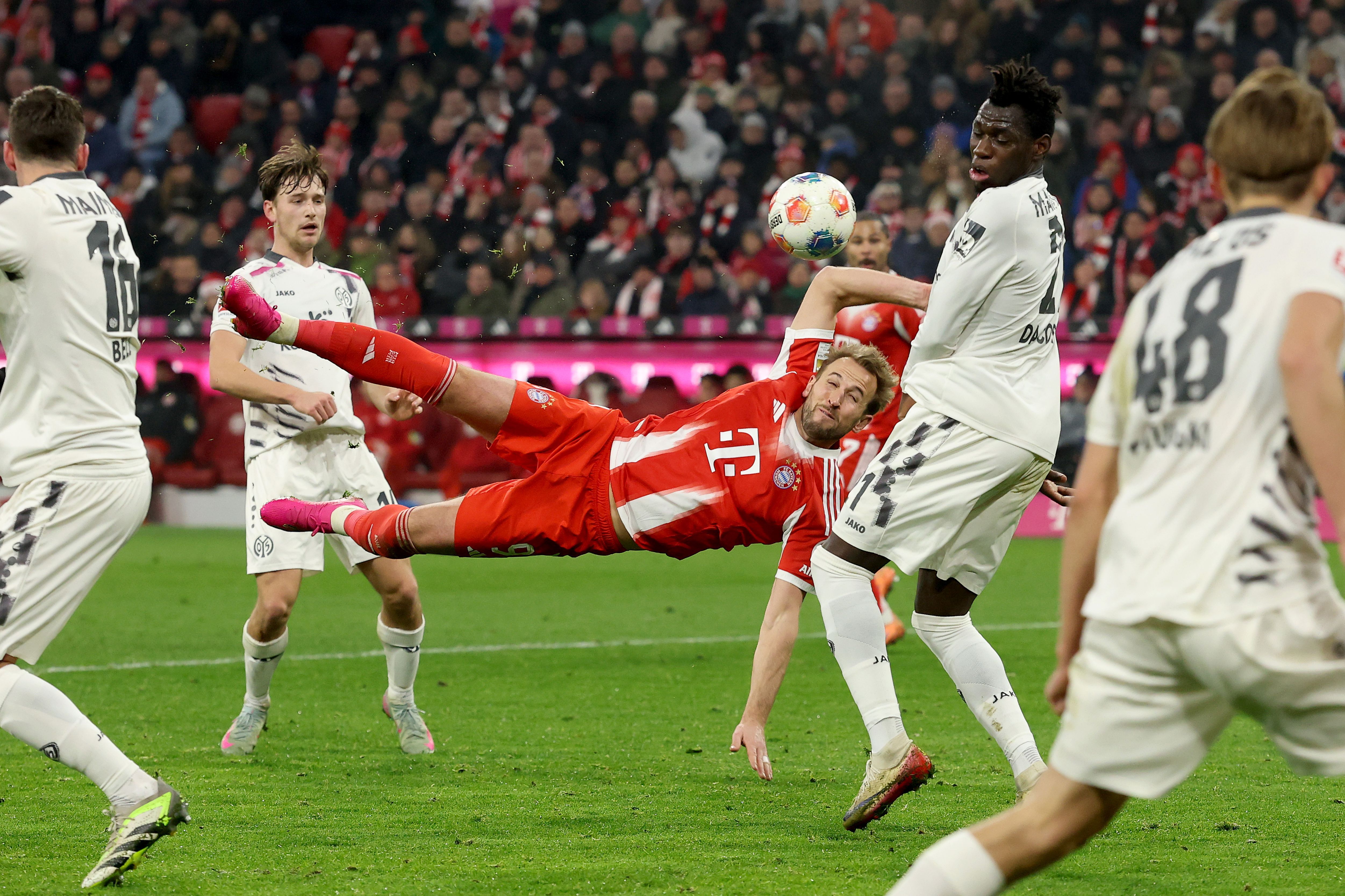 FC Bayern München v 1. FSV Mainz 05 - Bundesliga