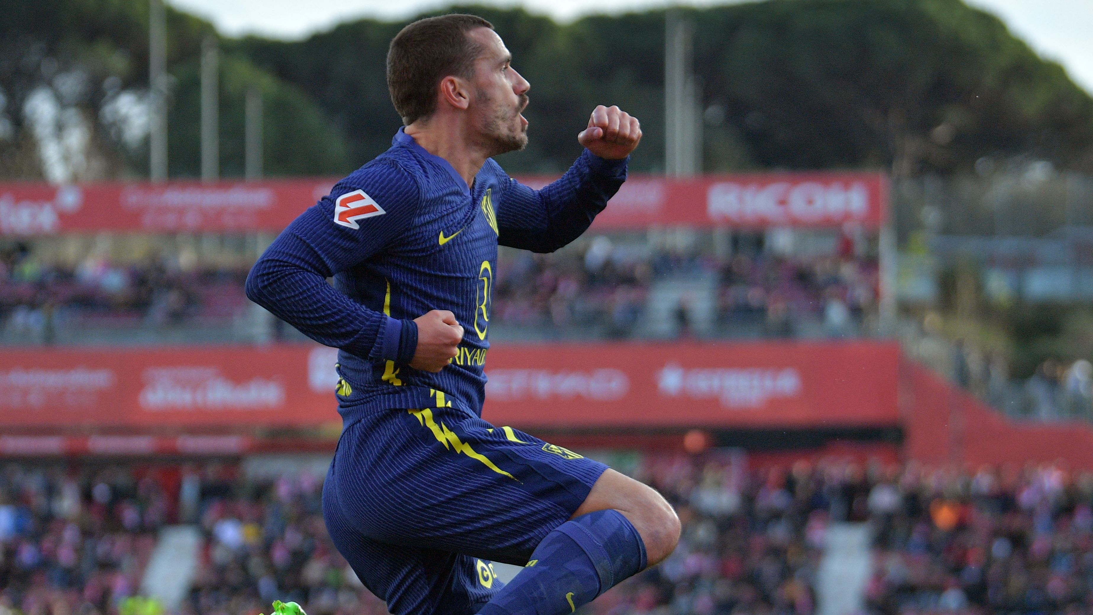 TOPSHOT-FBL-ESP-LIGA-GIRONA-ATLETICO MADRID