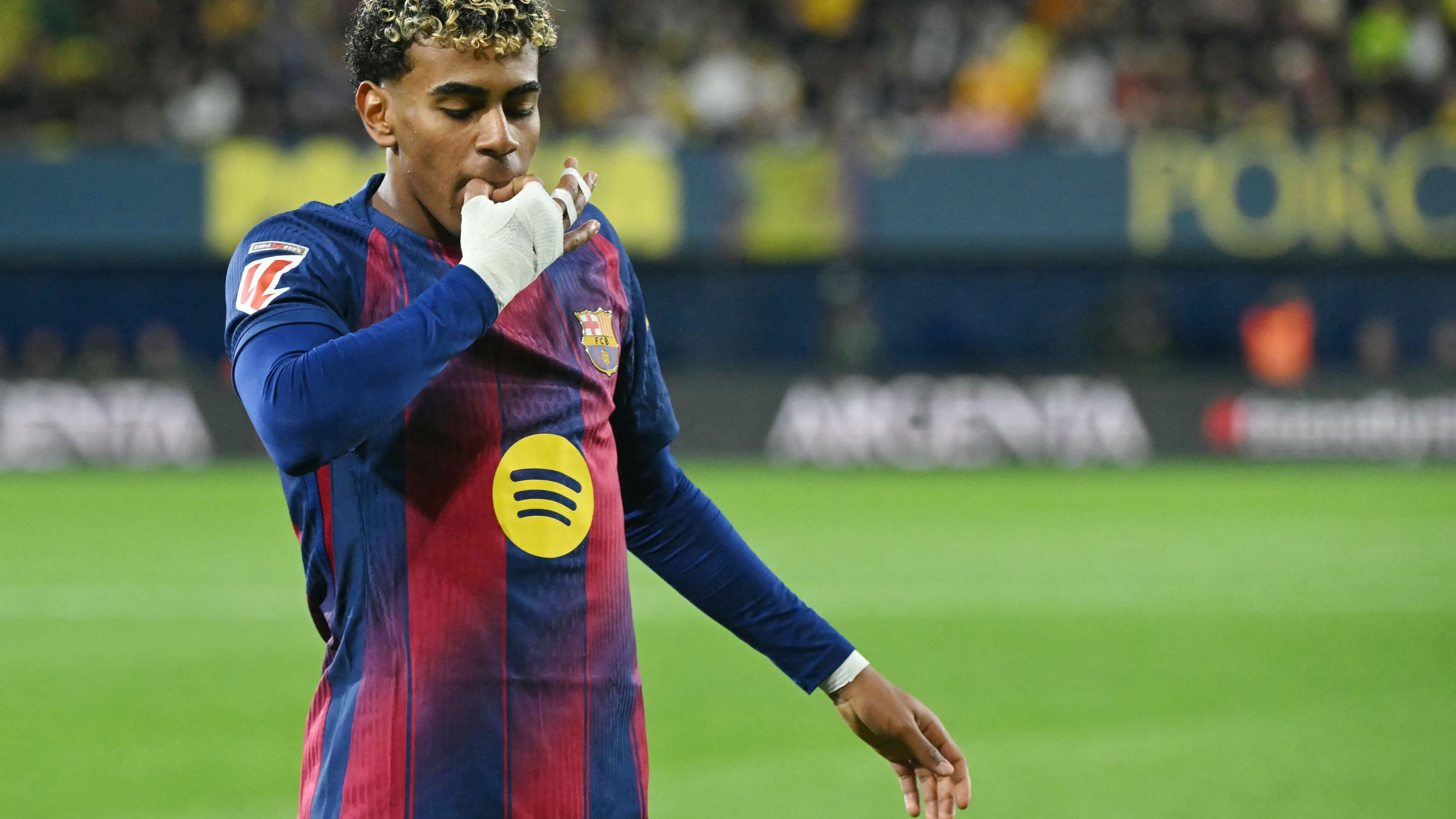 FBL-ESP-LIGA-VILLARREAL-BARCELONA