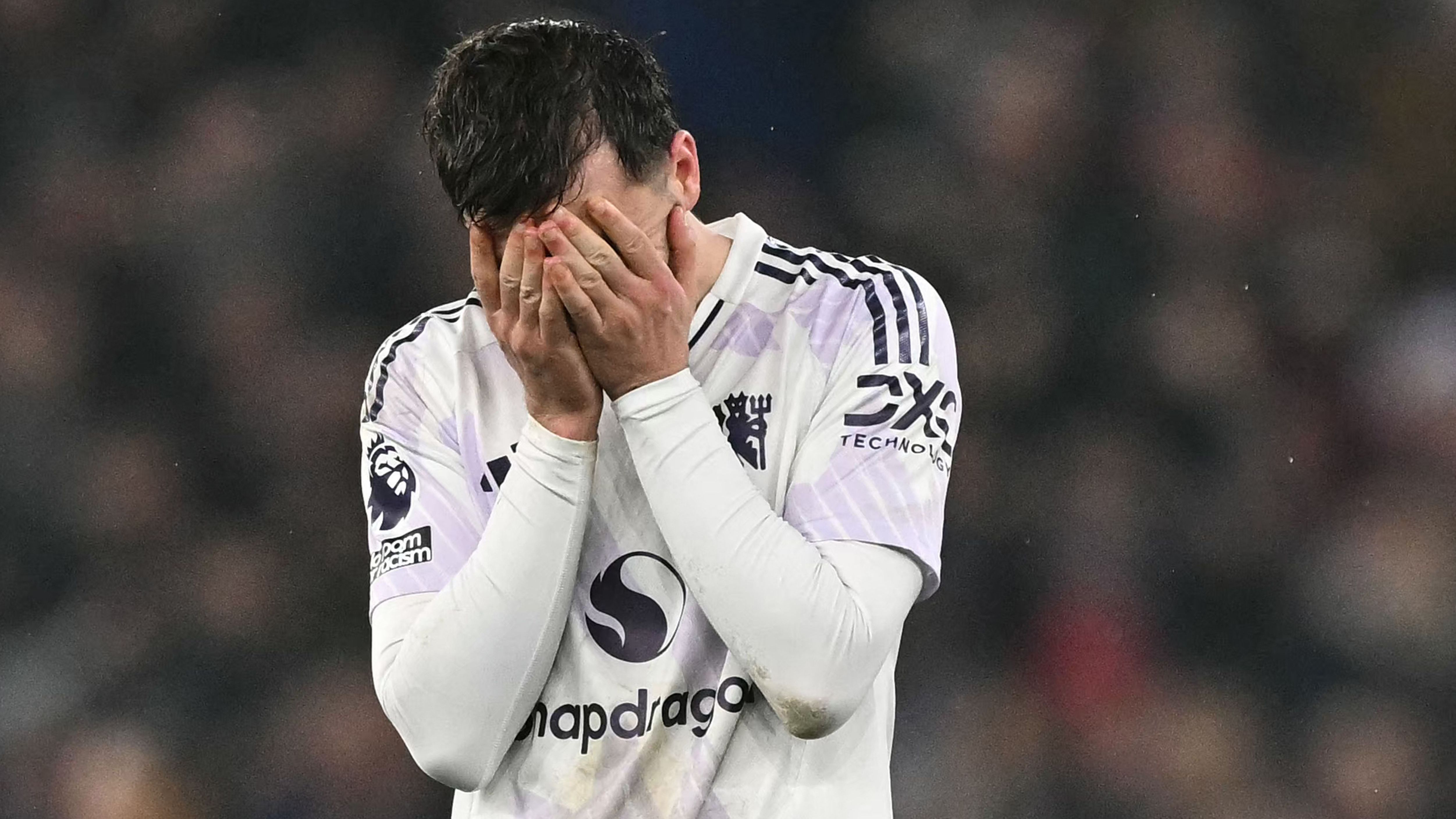 FBL-ENG-PR-ASTON VILLA-MAN UTD