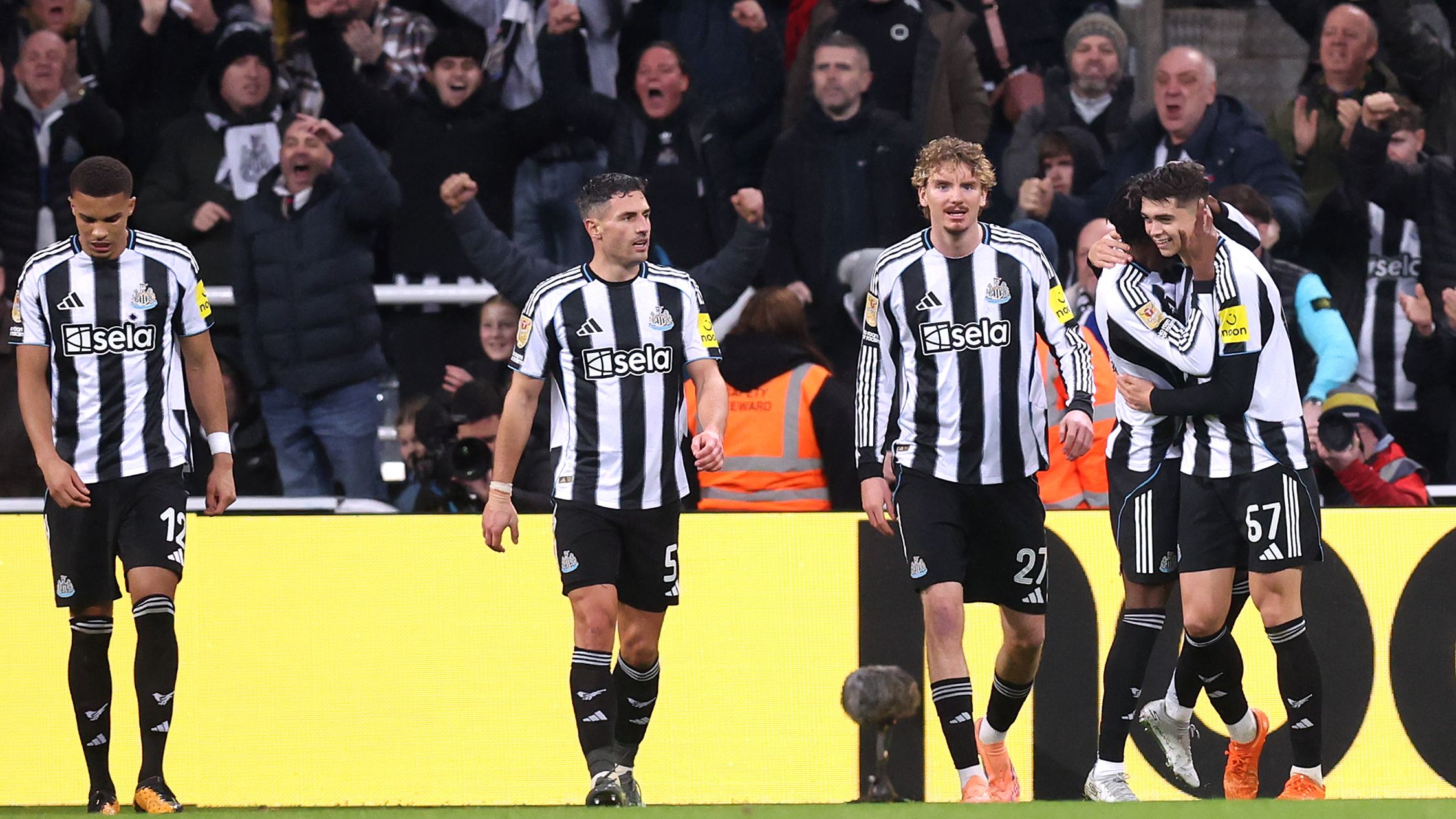 Newcastle United v Fulham - Carabao Cup Quarter Final