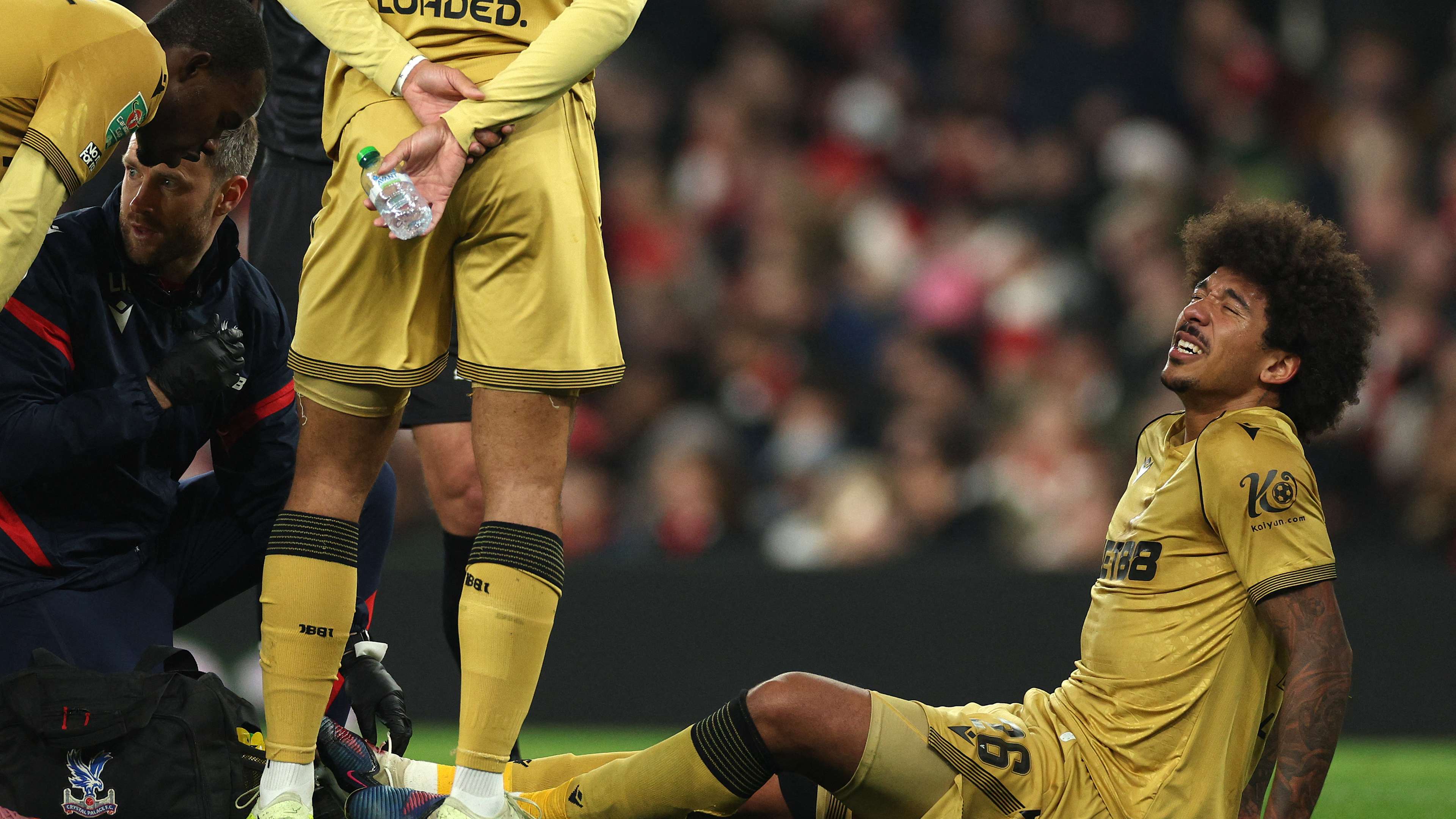 FBL-ENG-LCUP-ARSENAL-CRYSTAL PALACE