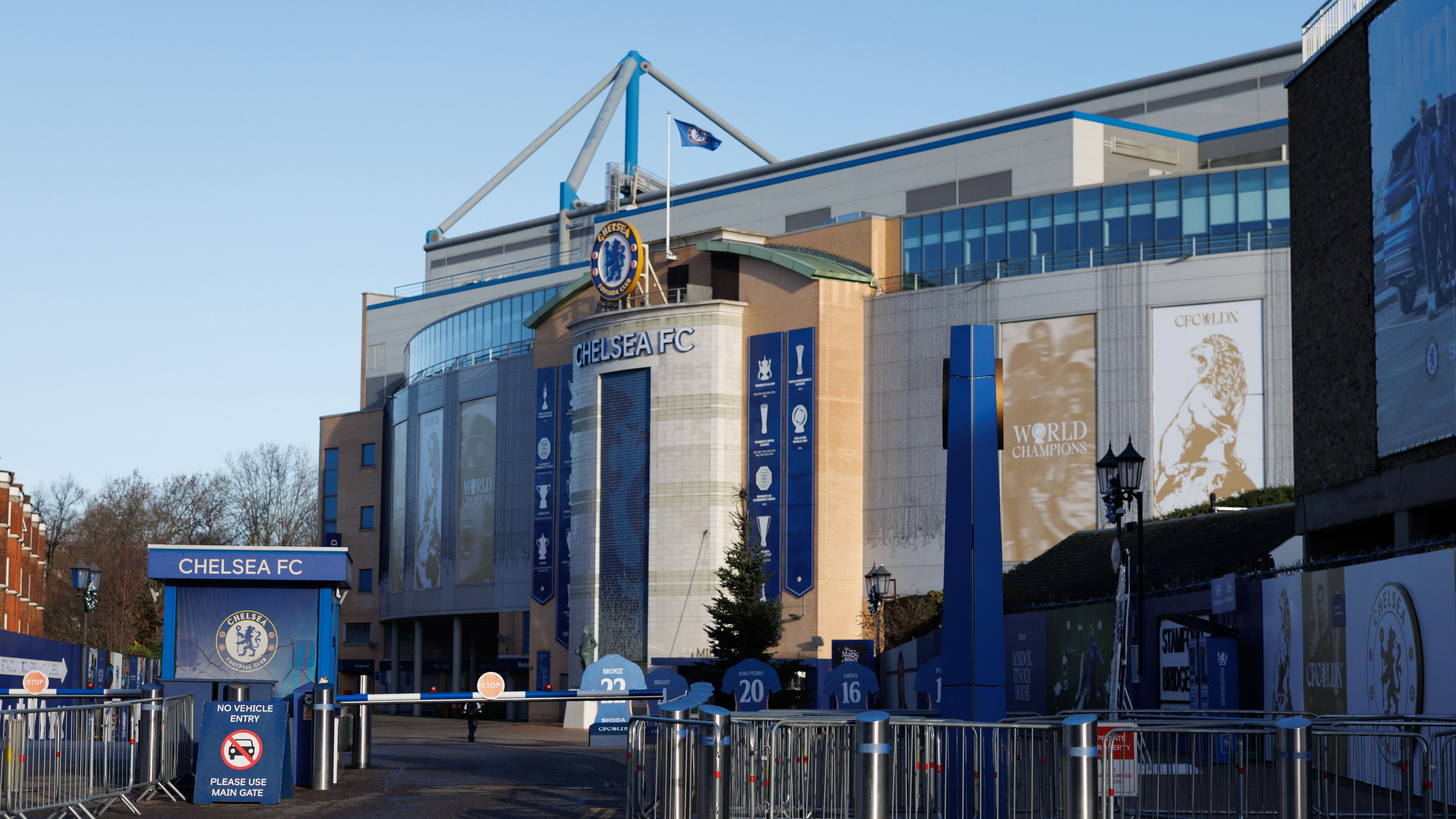 Government Threatens Former Chelsea FC Owner Roman Abramovich With Court Action Over Release Of Frozen Assets For Ukraine