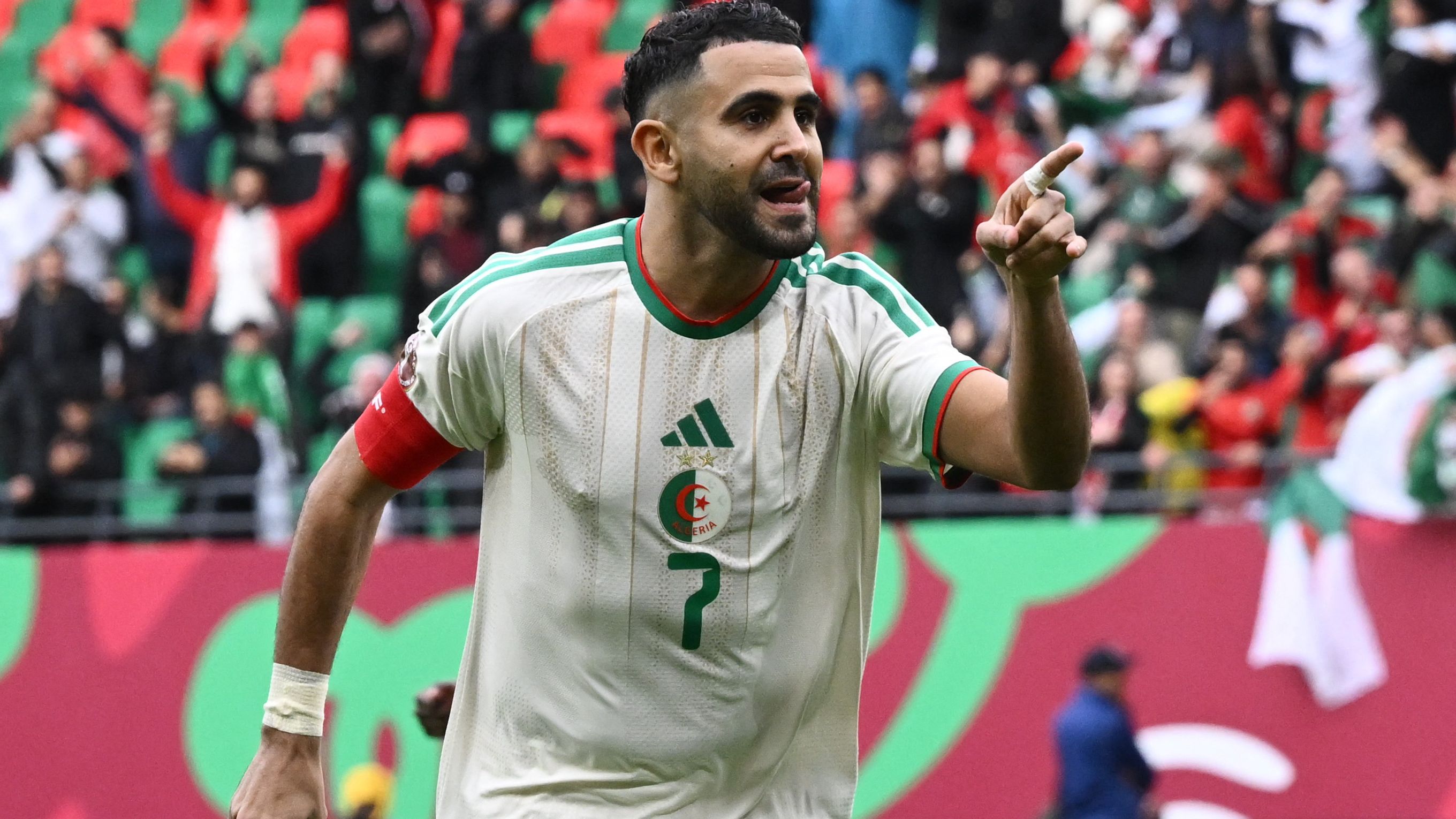 FBL-AFR-2025-MATCH 09-DZA-SDN