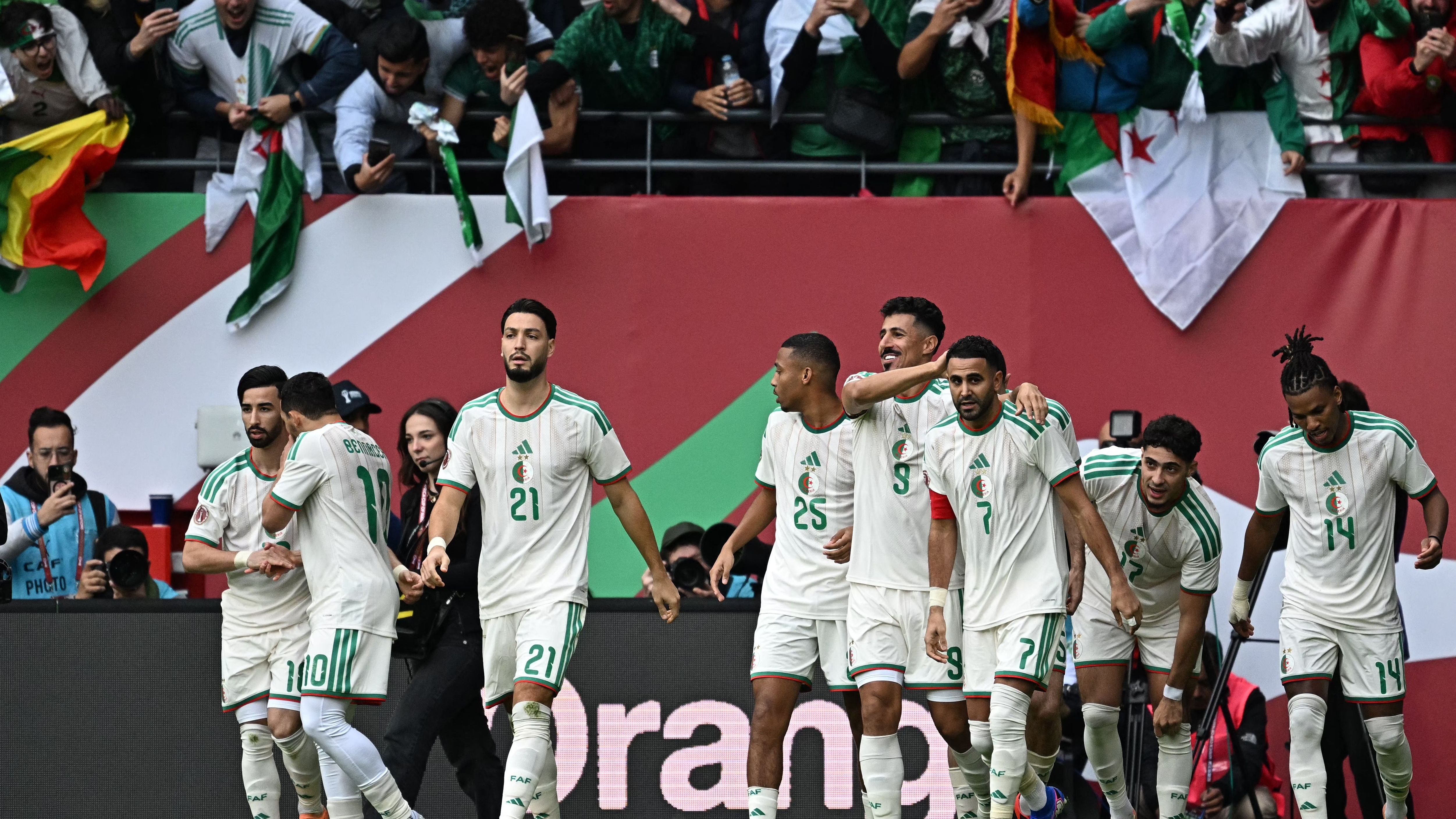 FBL-AFR-2025-MATCH 09-DZA-SDN