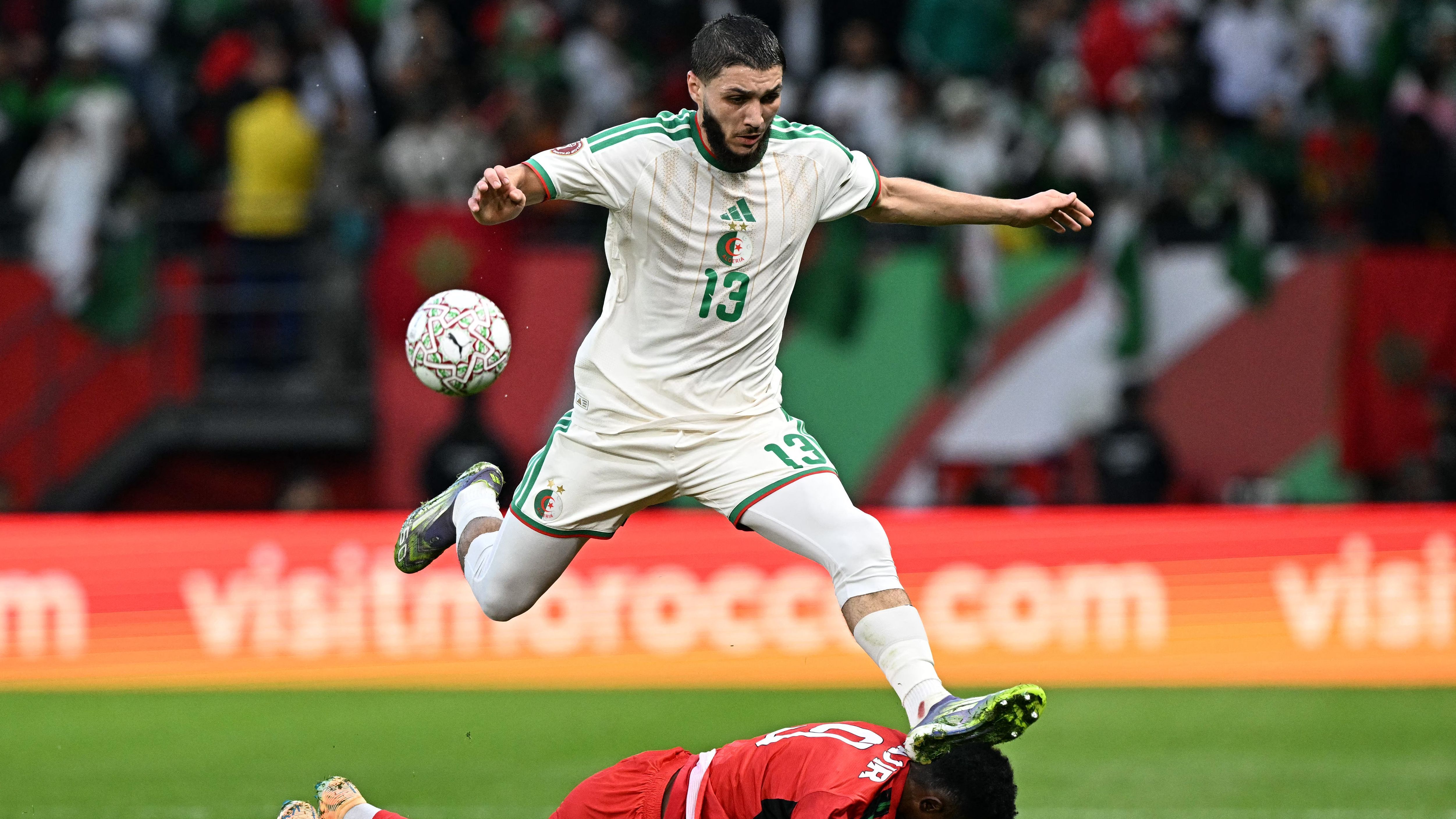 TOPSHOT-FBL-AFR-2025-MATCH 09-DZA-SDN