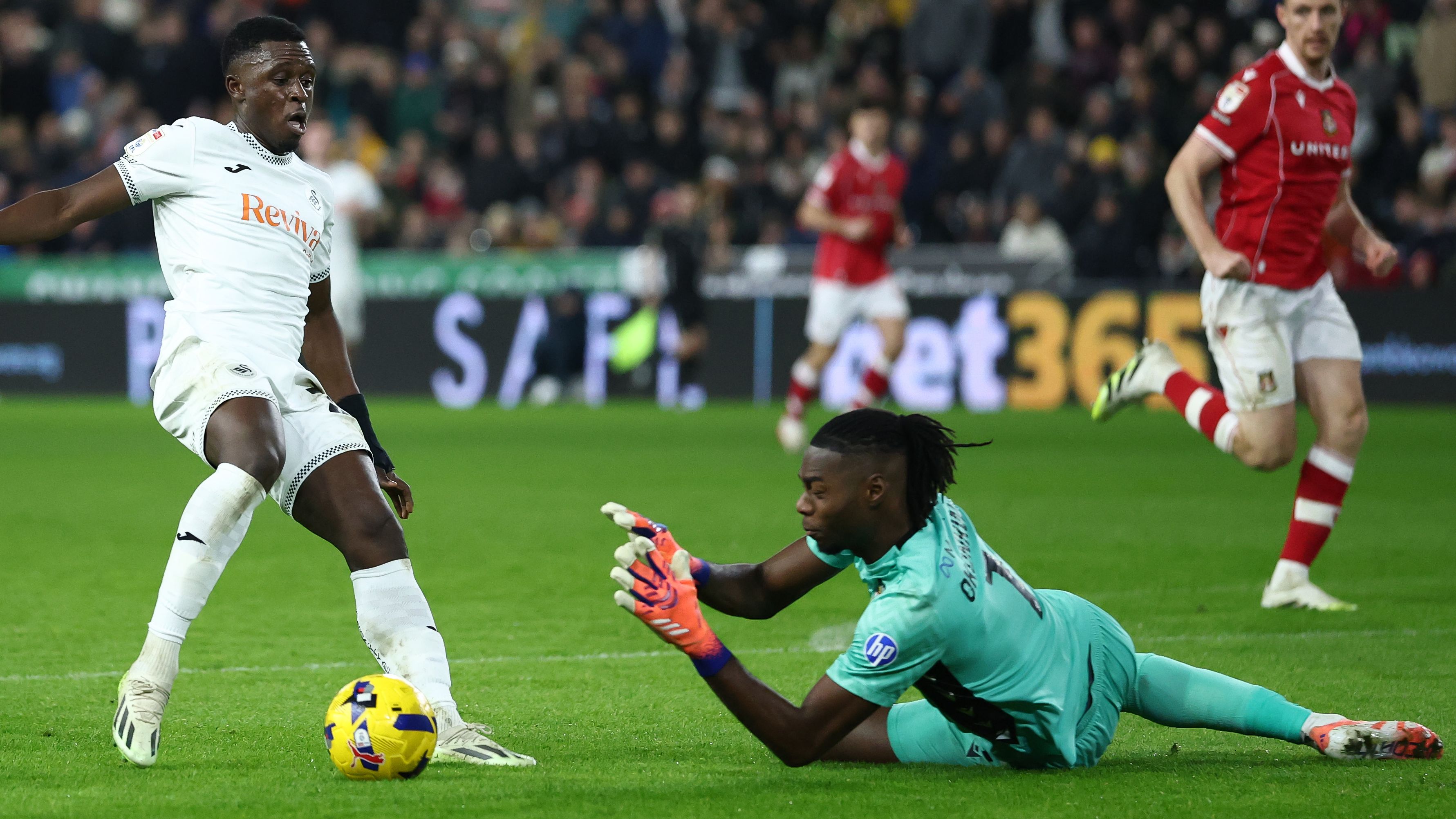 Swansea City v Wrexham AFC - Sky Bet Championship