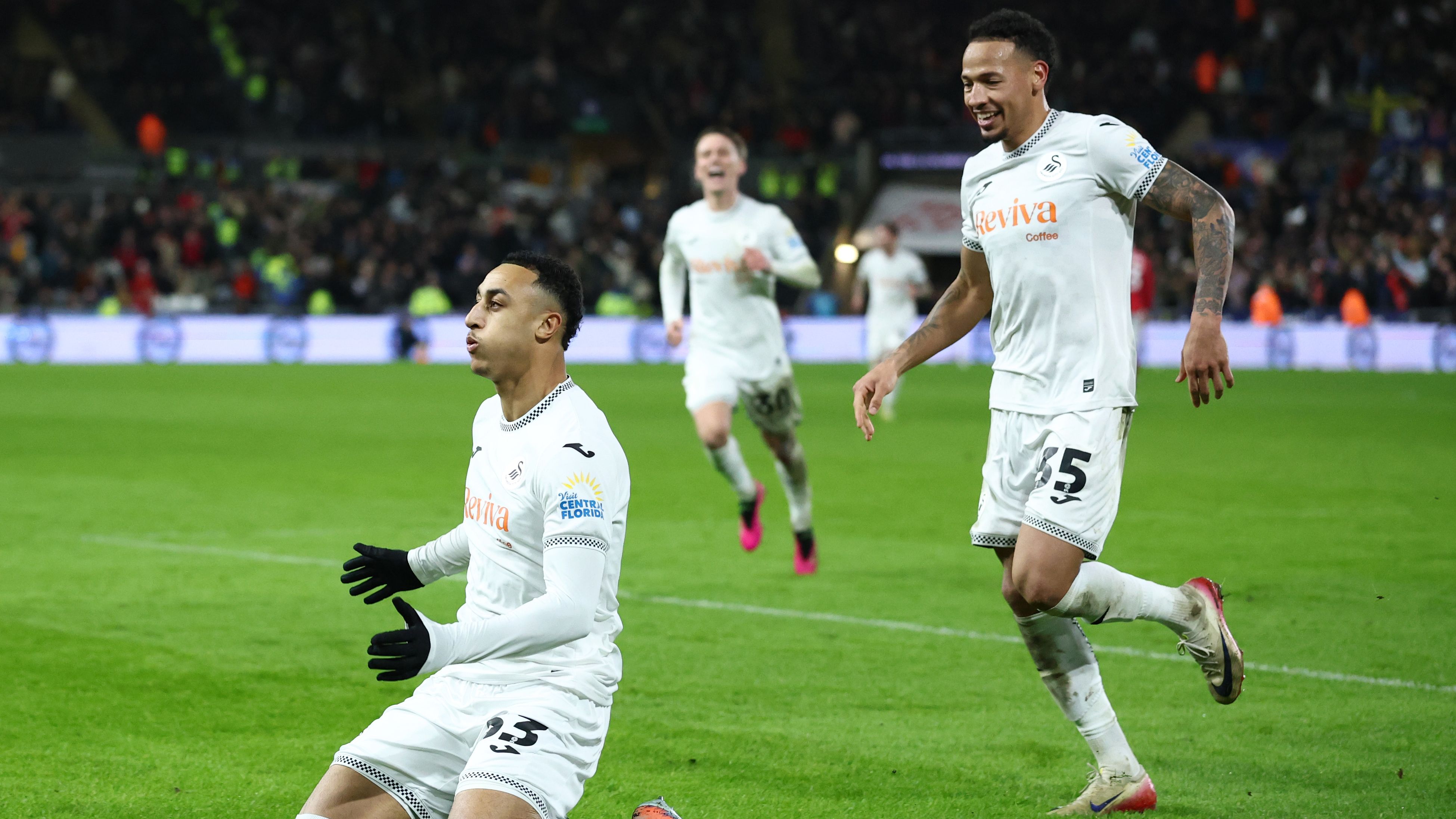 Swansea City v Wrexham AFC - Sky Bet Championship