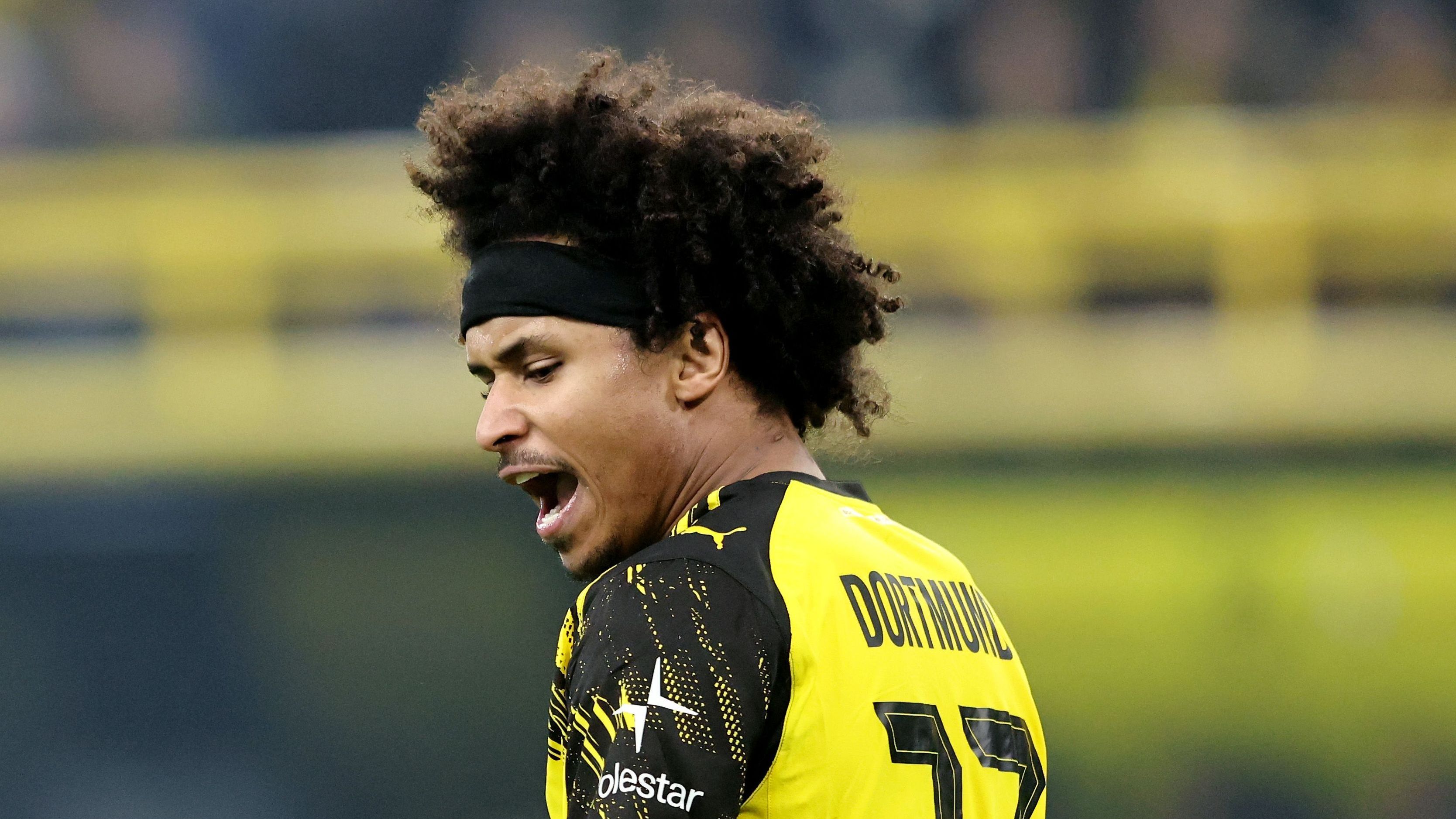 Borussia Dortmund v Borussia Mönchengladbach - Bundesliga