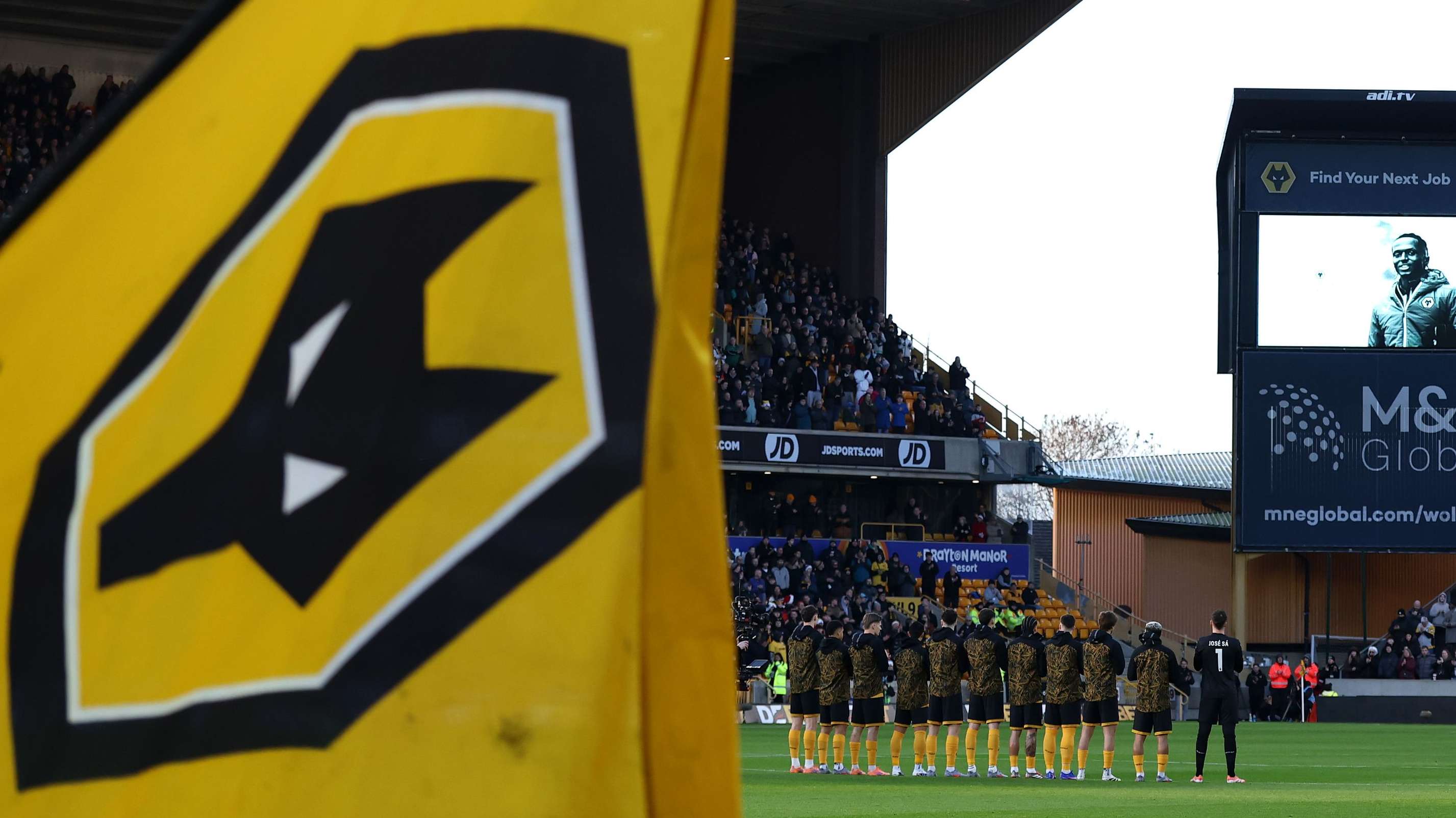 Wolverhampton Wanderers v Brentford - Premier League