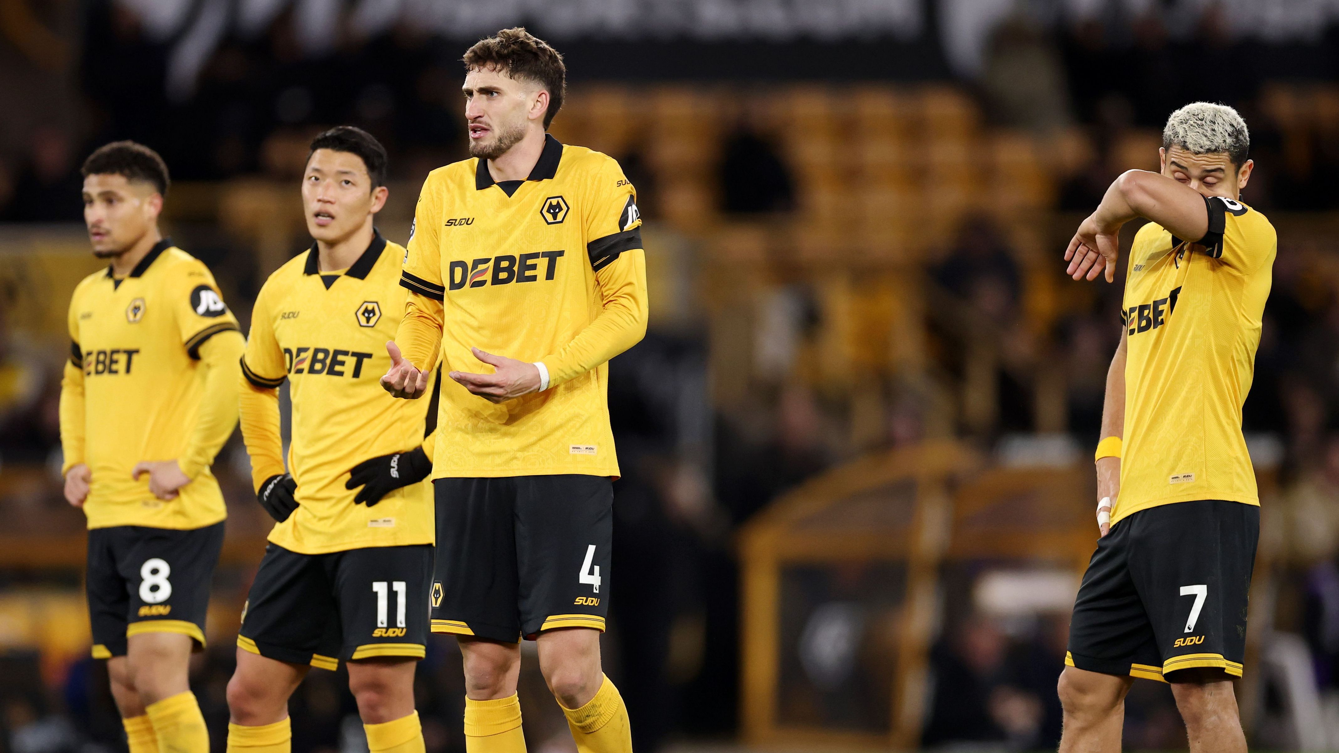 Wolverhampton Wanderers v Brentford - Premier League