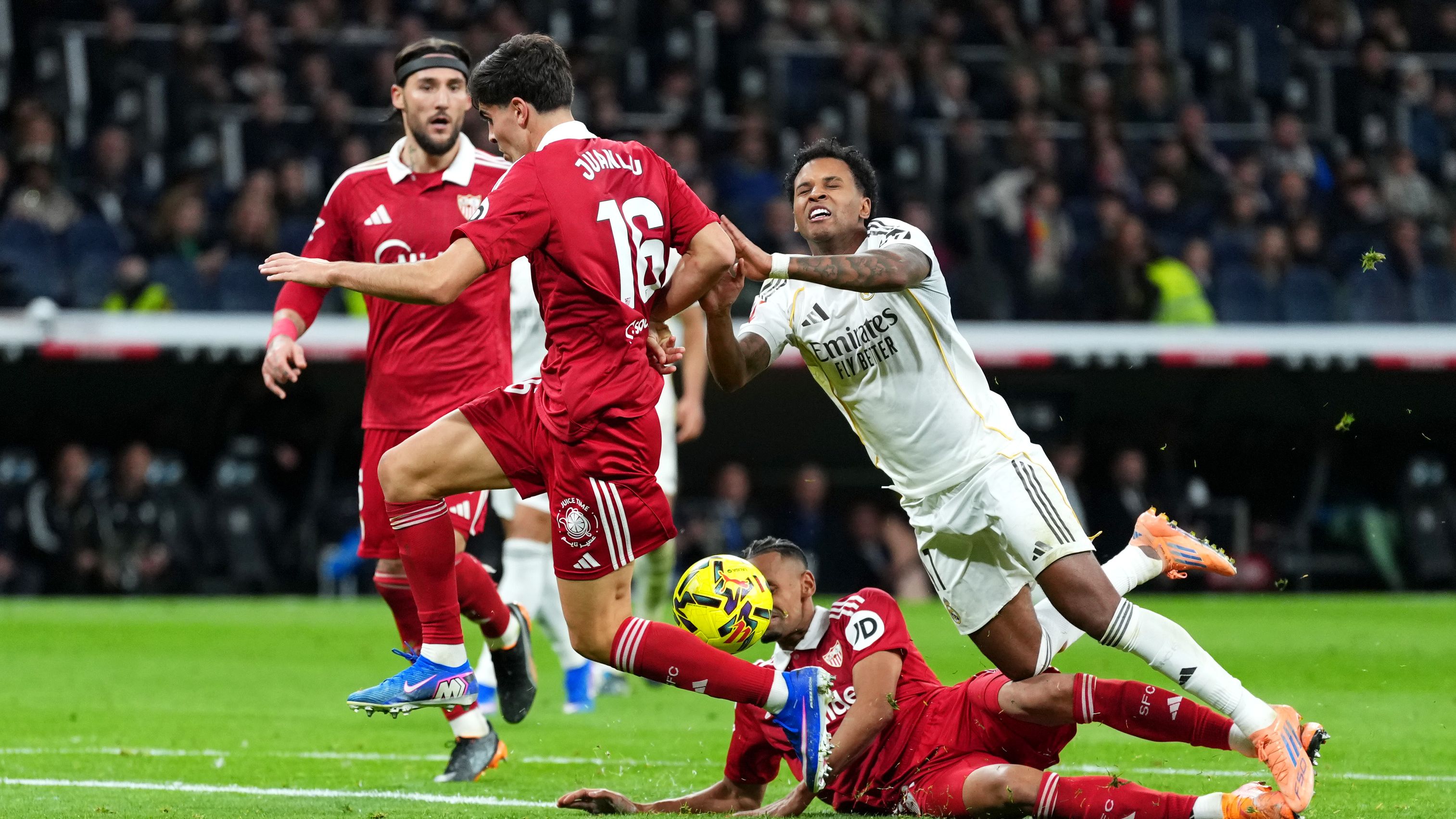 Real Madrid CF v Sevilla FC - LaLiga EA Sports