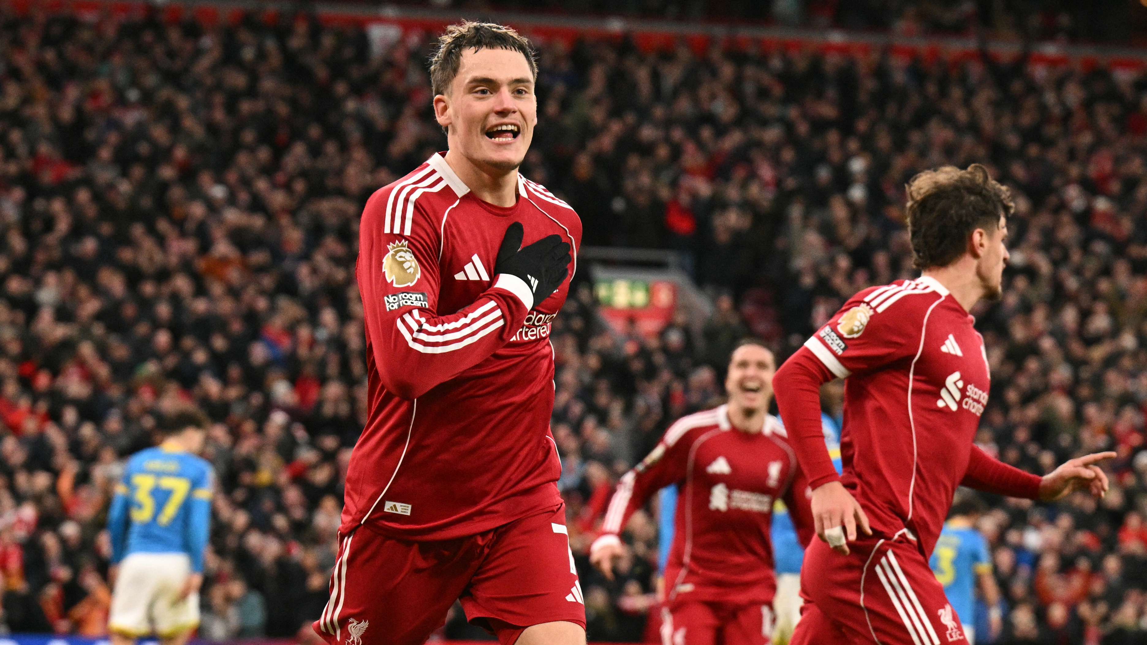 TOPSHOT-FBL-ENG-PR-LIVERPOOL-WOLVES