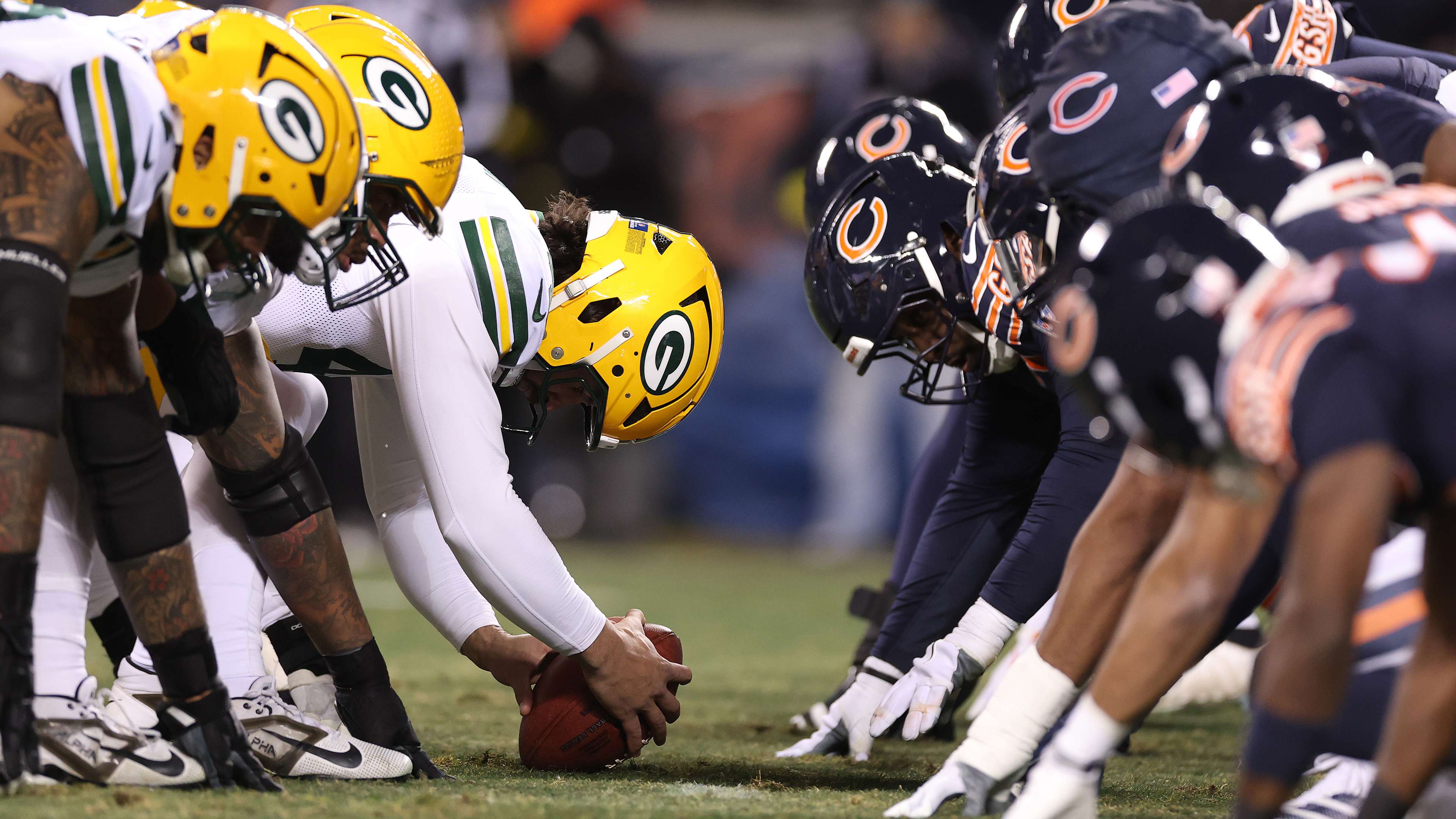 Green Bay Packers v Chicago Bears - NFL 2025