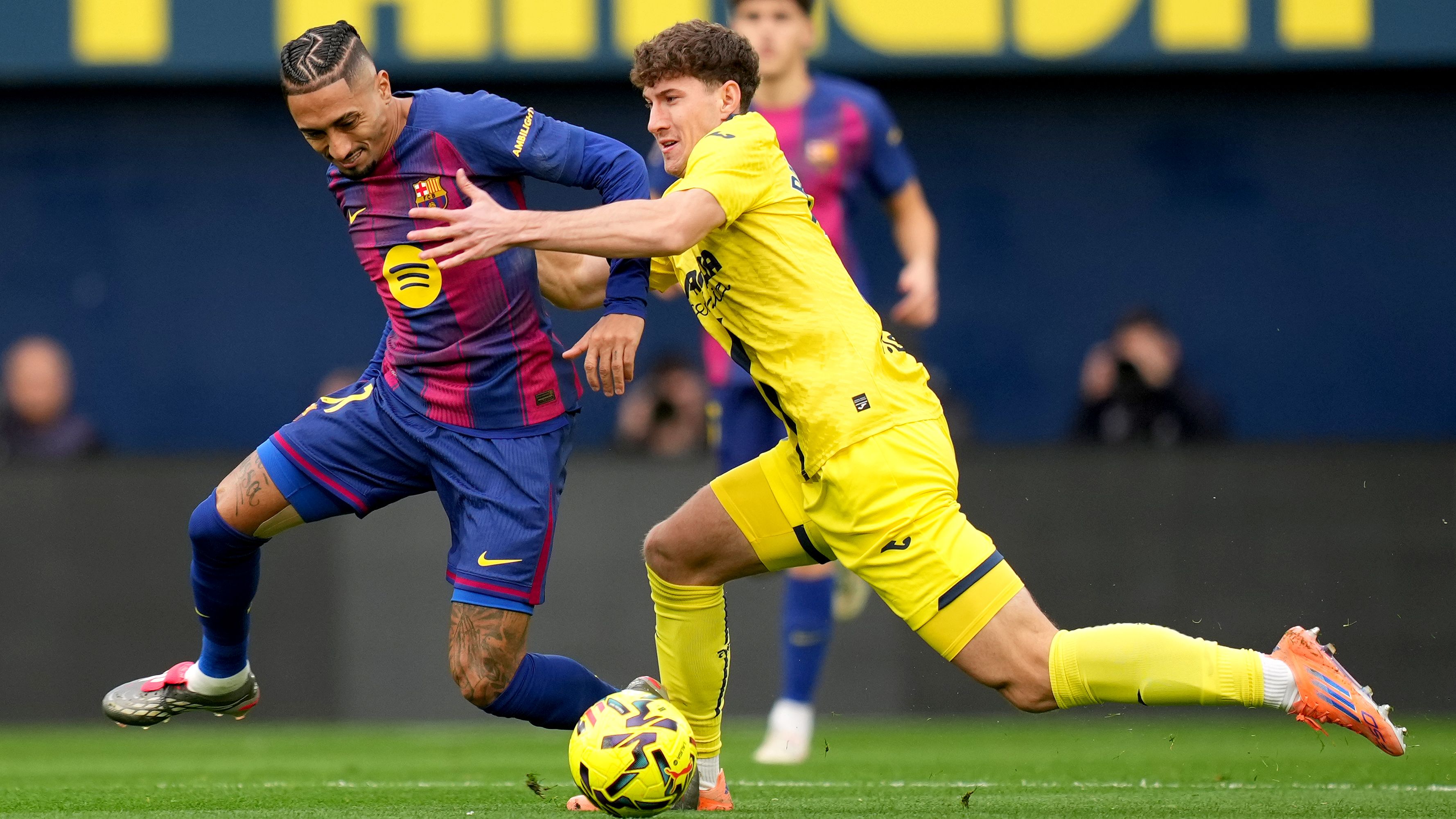 Villarreal CF v FC Barcelona - LaLiga EA Sports