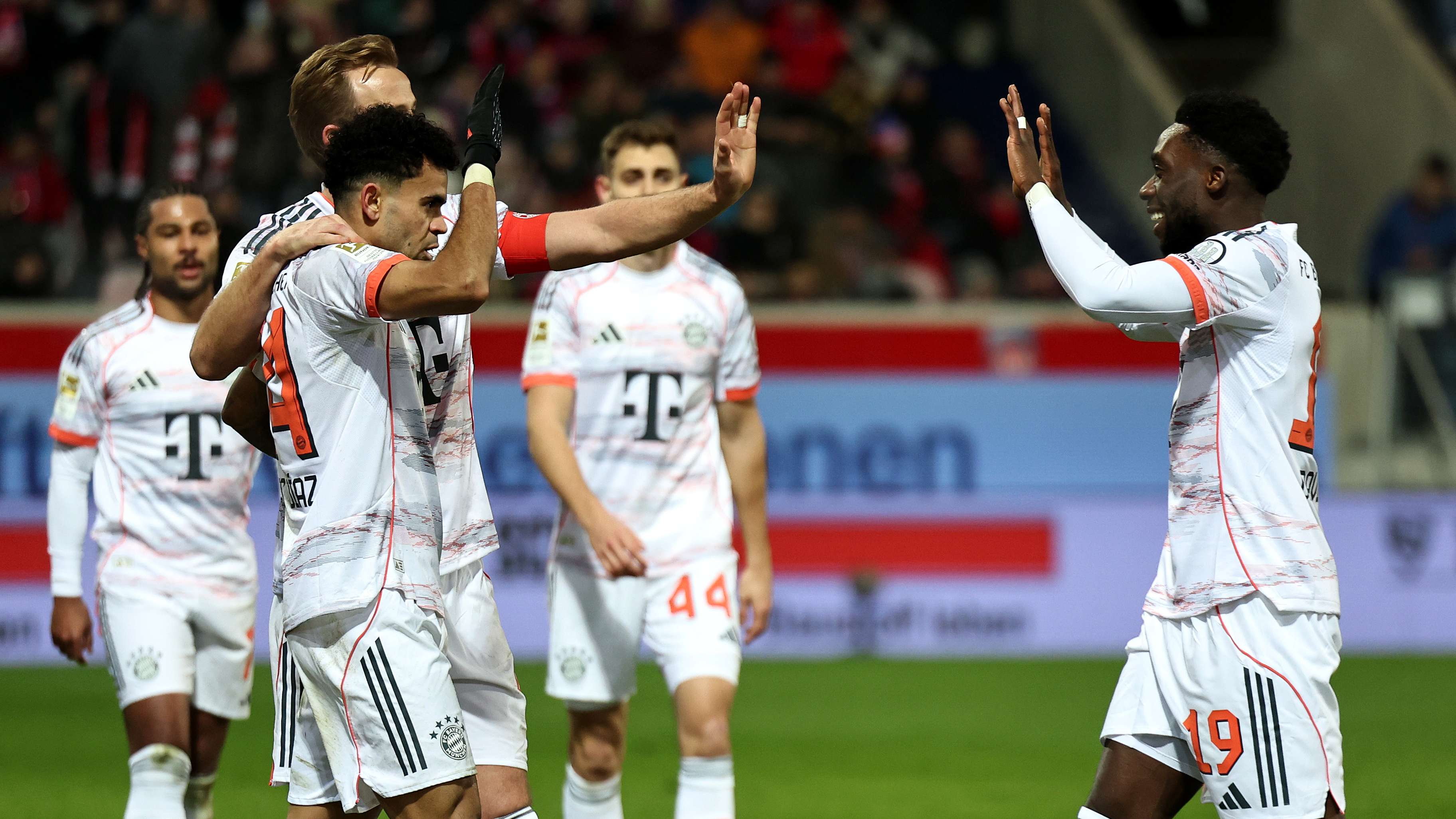 1. FC Heidenheim 1846 v FC Bayern München - Bundesliga