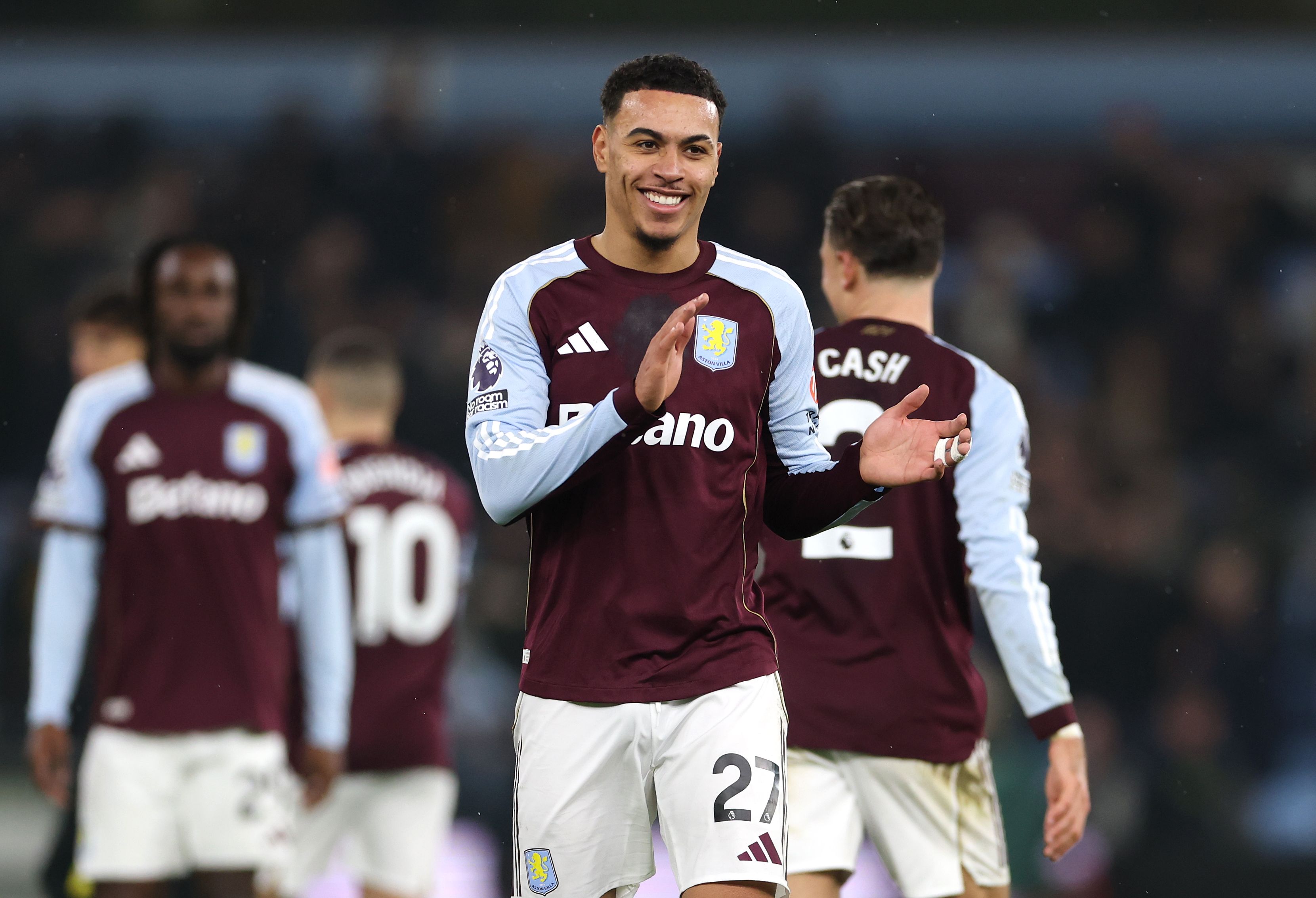 Aston Villa v Manchester United - Premier League