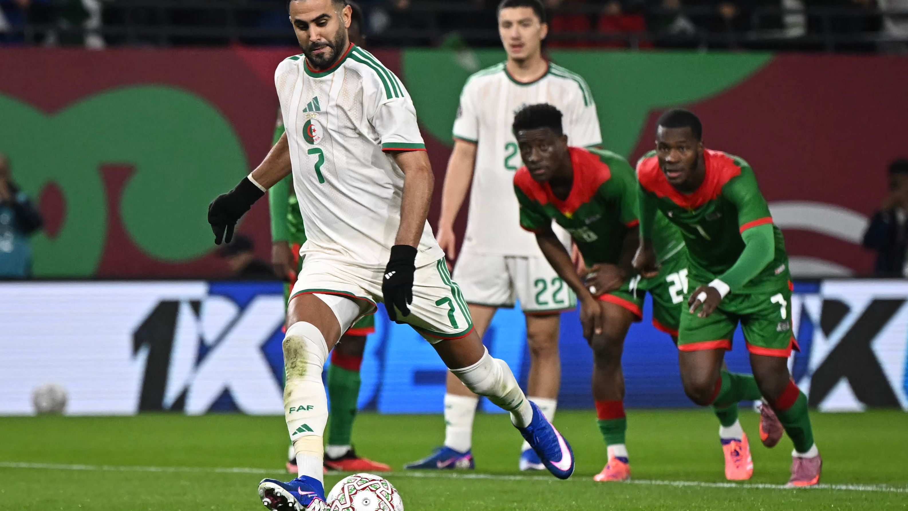 FBL-AFR-2025-MATCH 21-DZA-BFA