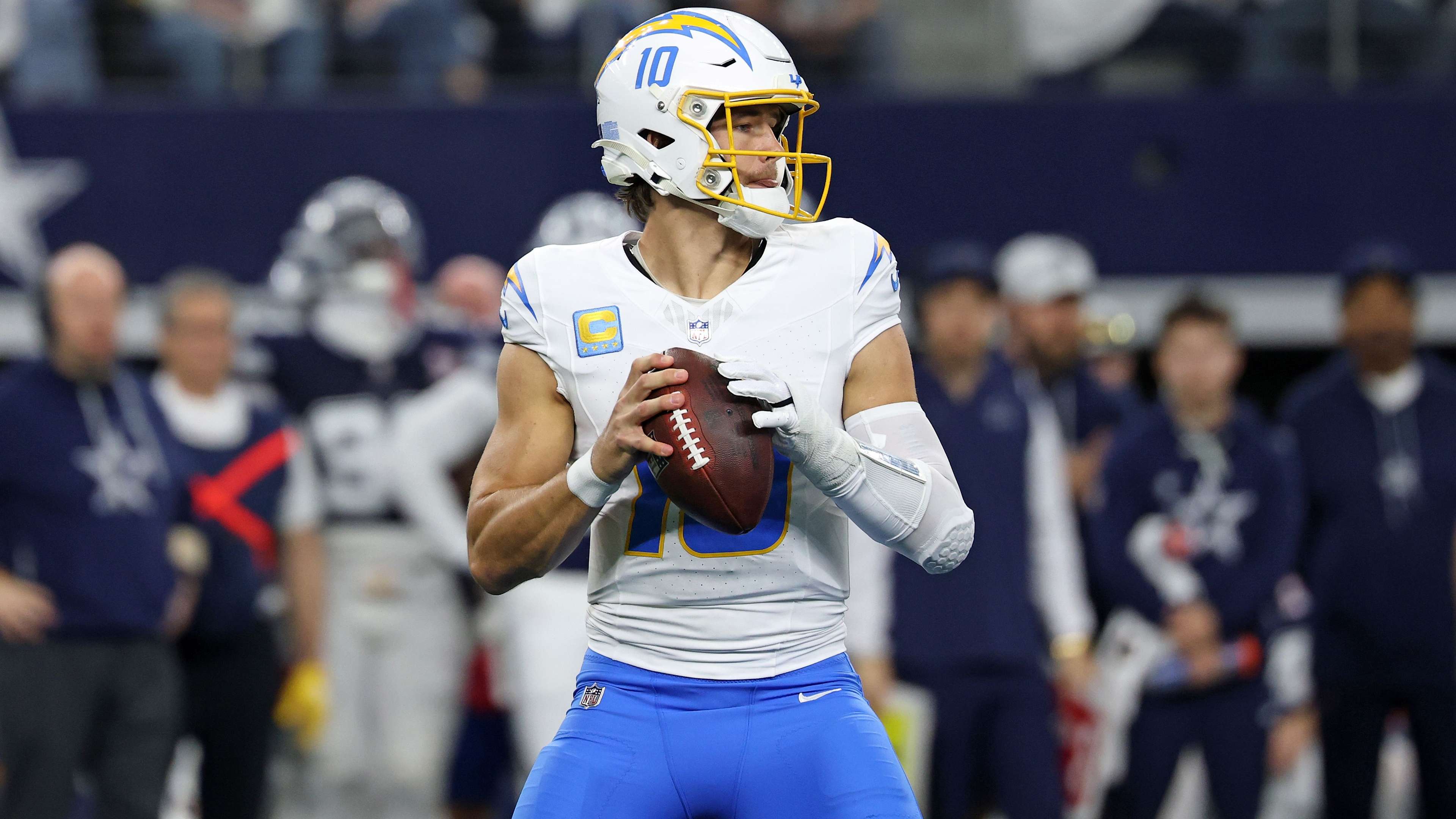 Los Angeles Chargers v Dallas Cowboys - NFL 2025