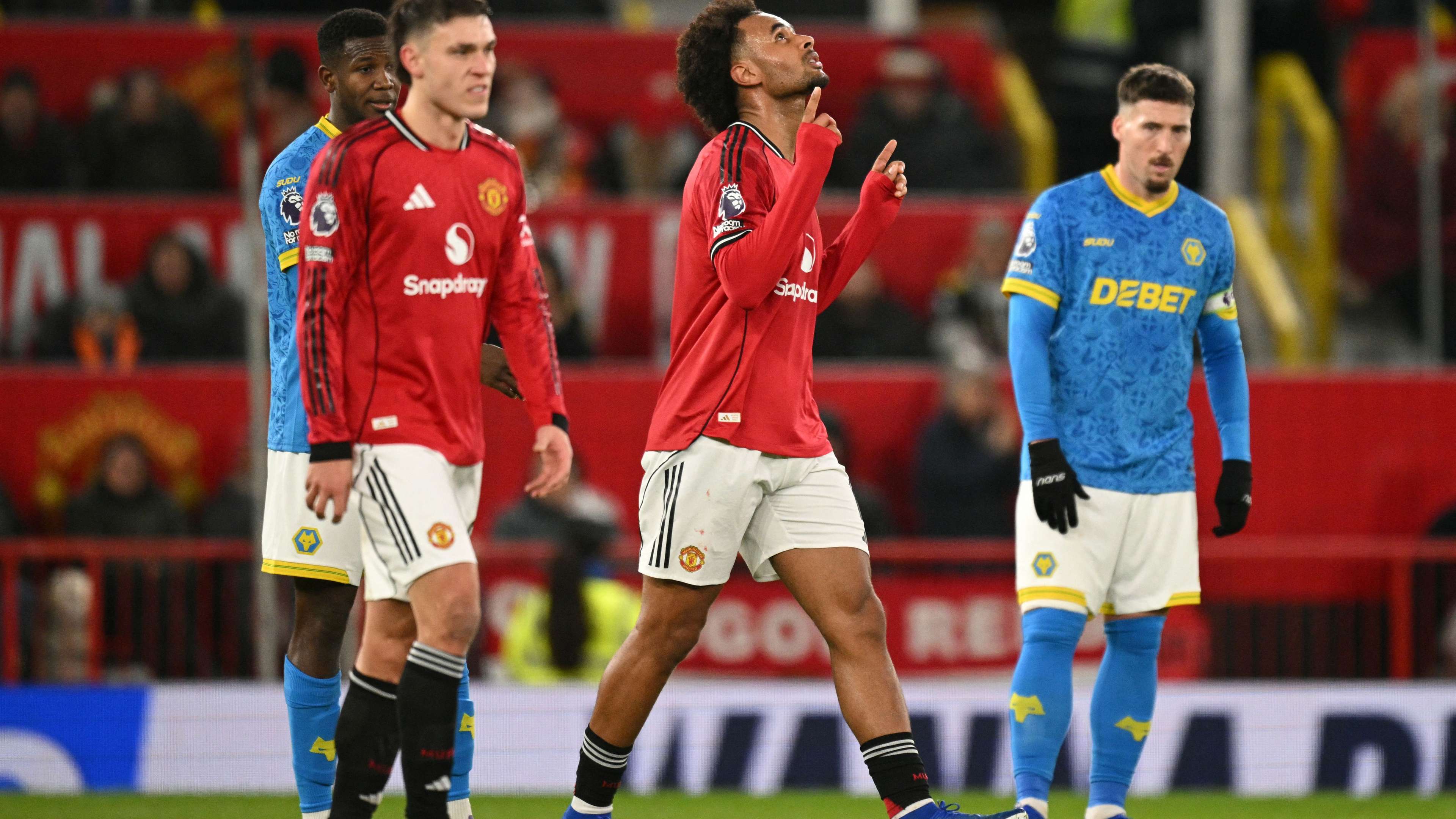 FBL-ENG-PR-MAN UTD-WOLVES