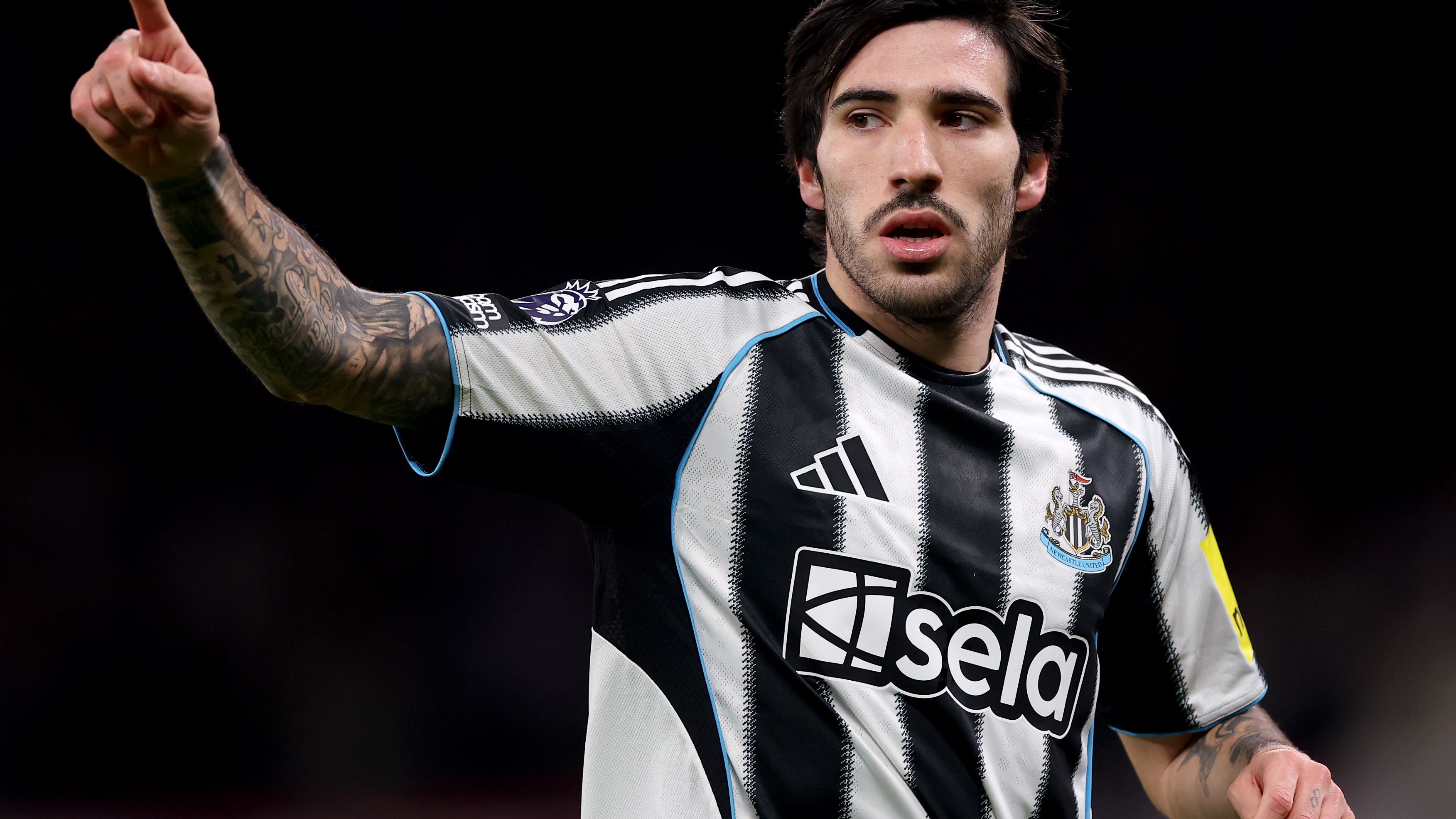 Manchester United v Newcastle United - Premier League