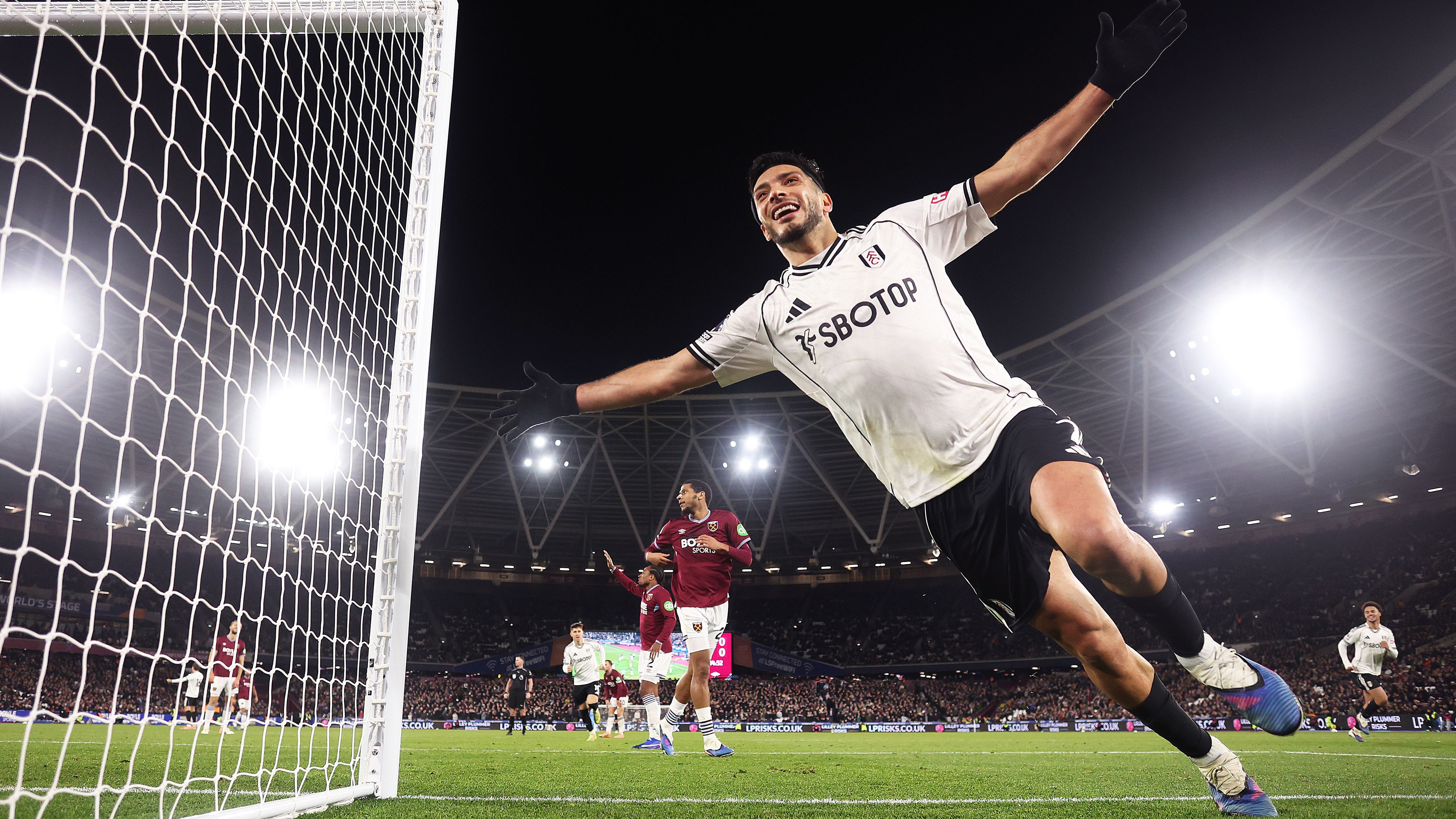 West Ham United v Fulham - Premier League
