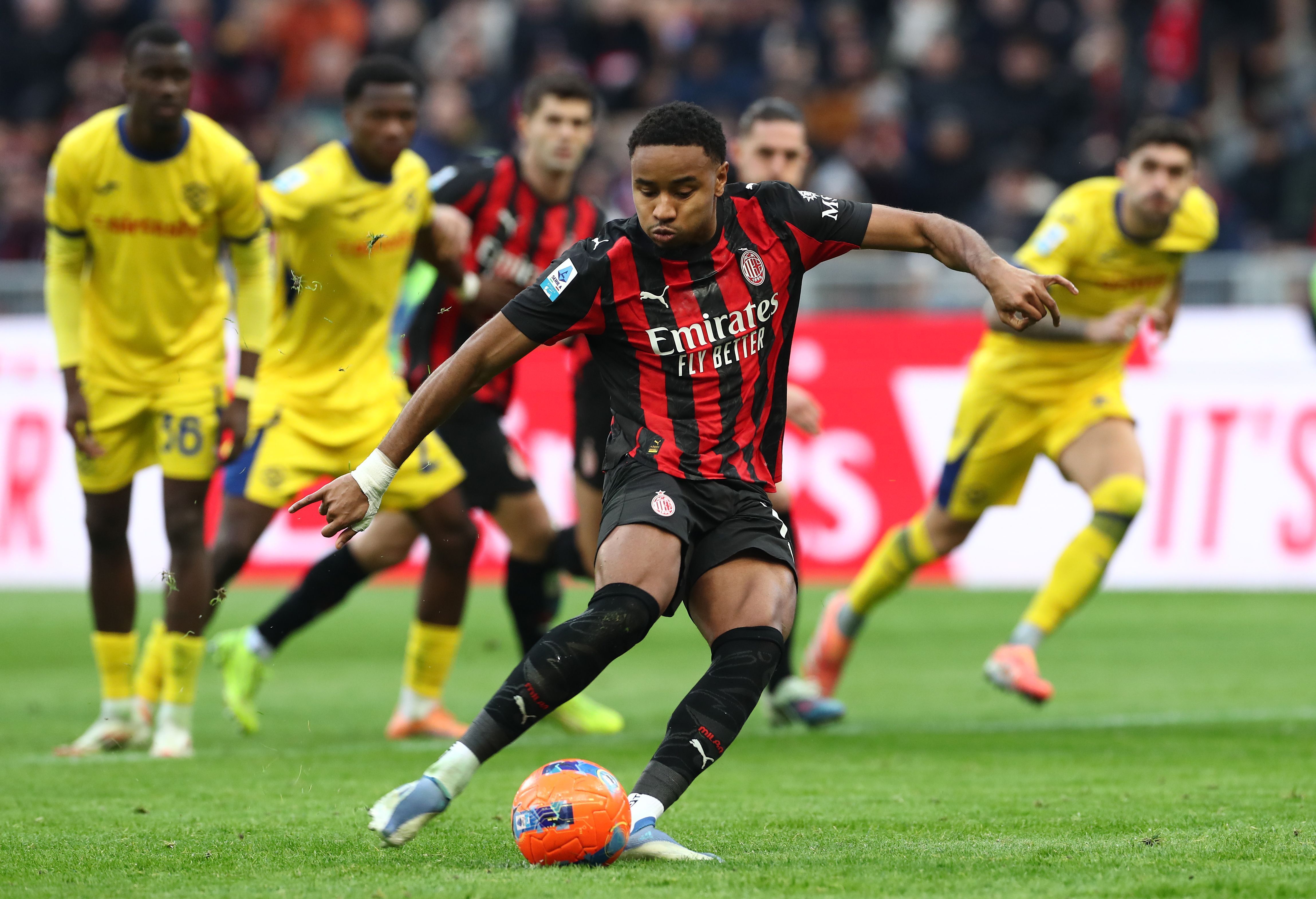 AC Milan v Hellas Verona FC - Serie A