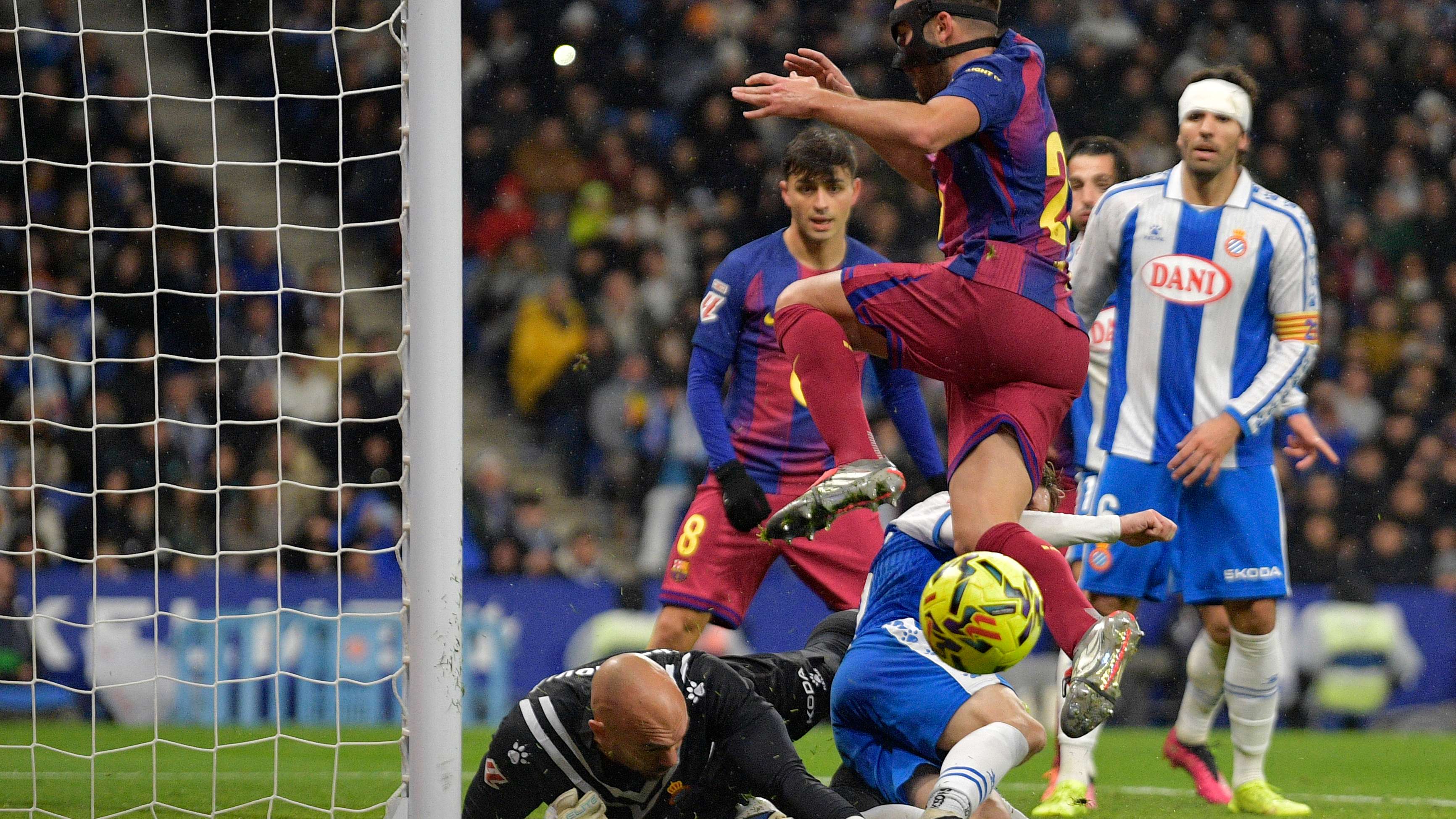 FBL-ESP-LIGA-ESPANYOL-BARCELONA