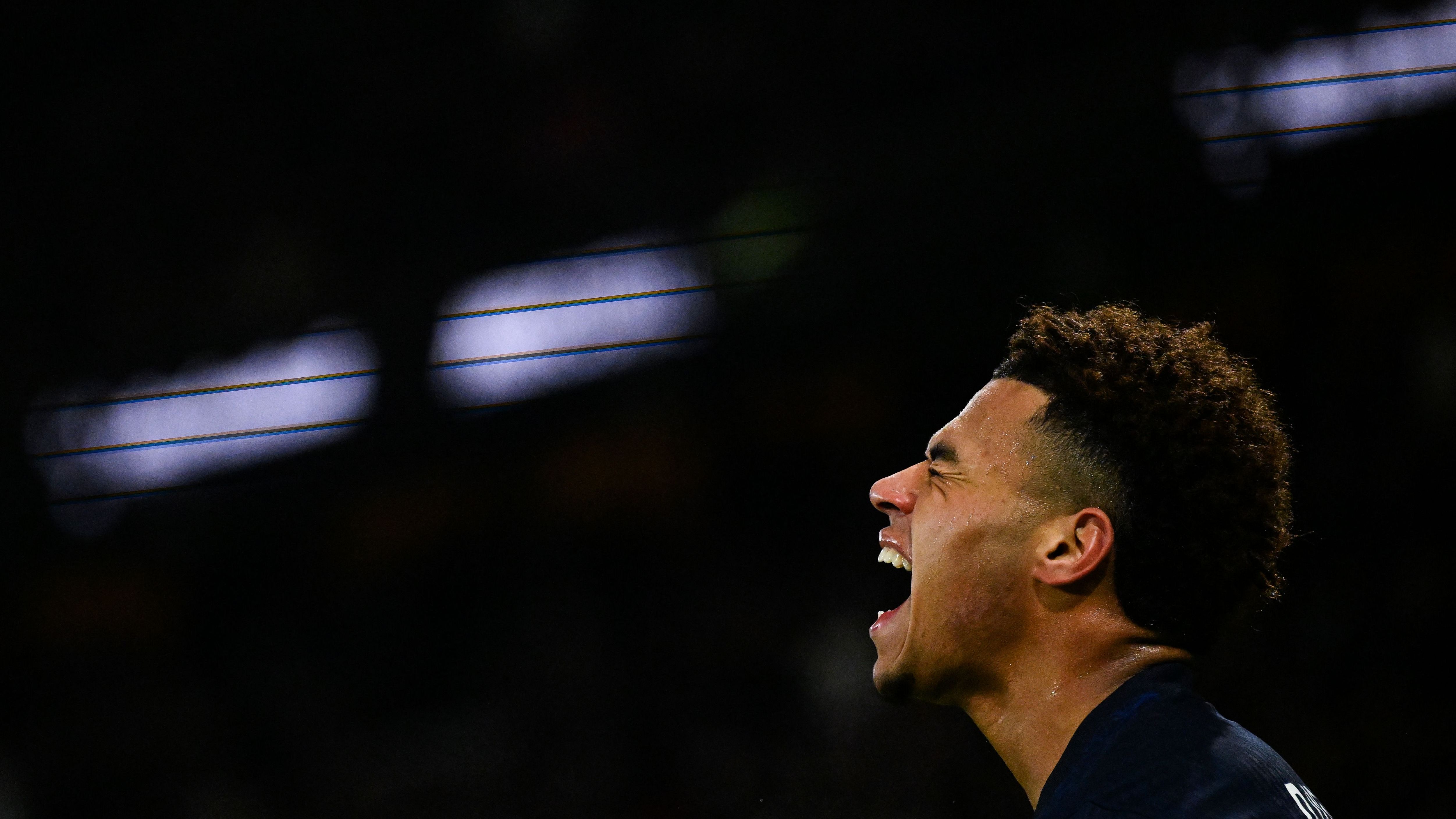 TOPSHOT-FBL-FRA-LIGUE1-PSG-PARIS FC