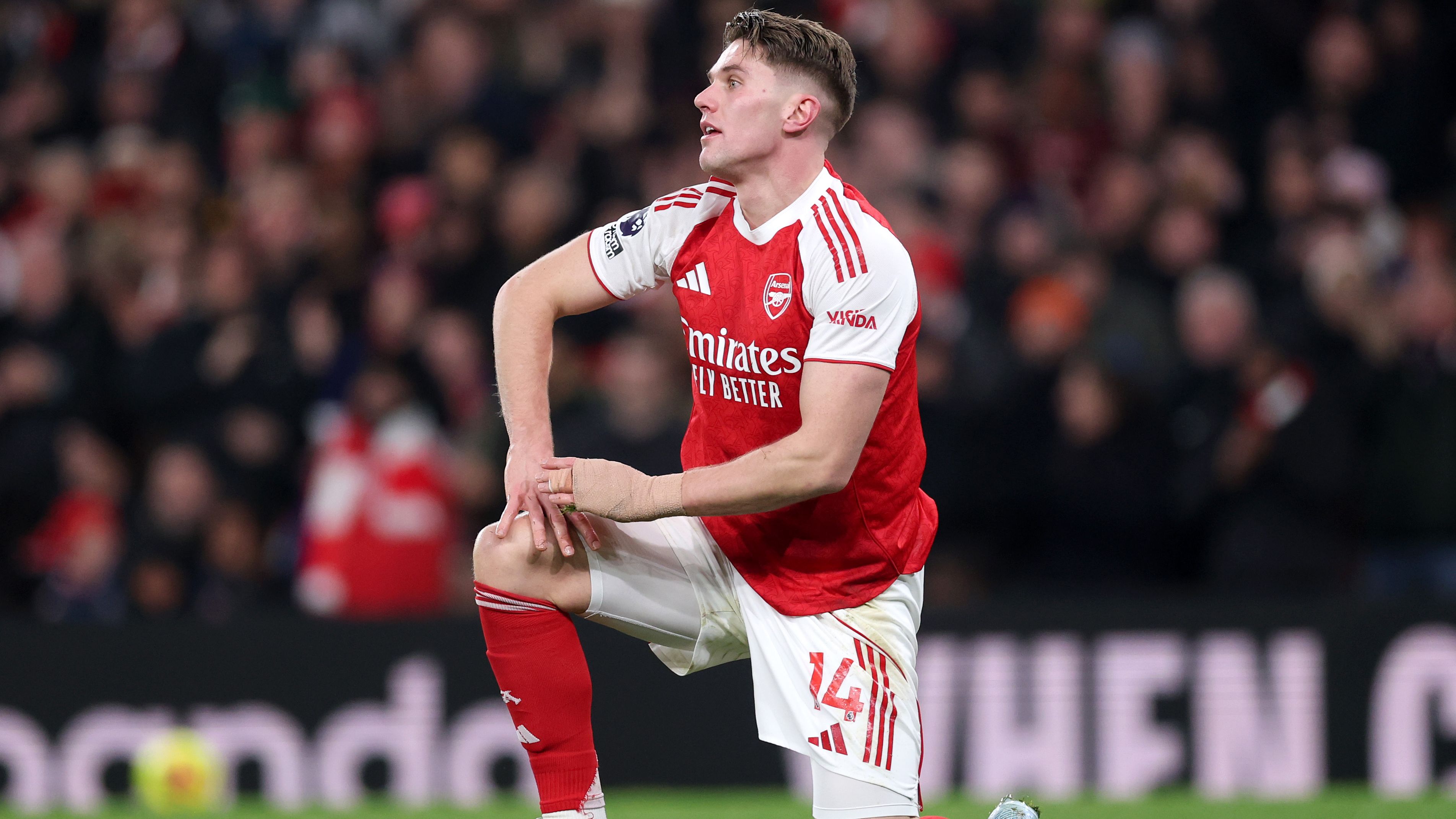 Arsenal v Aston Villa - Premier League