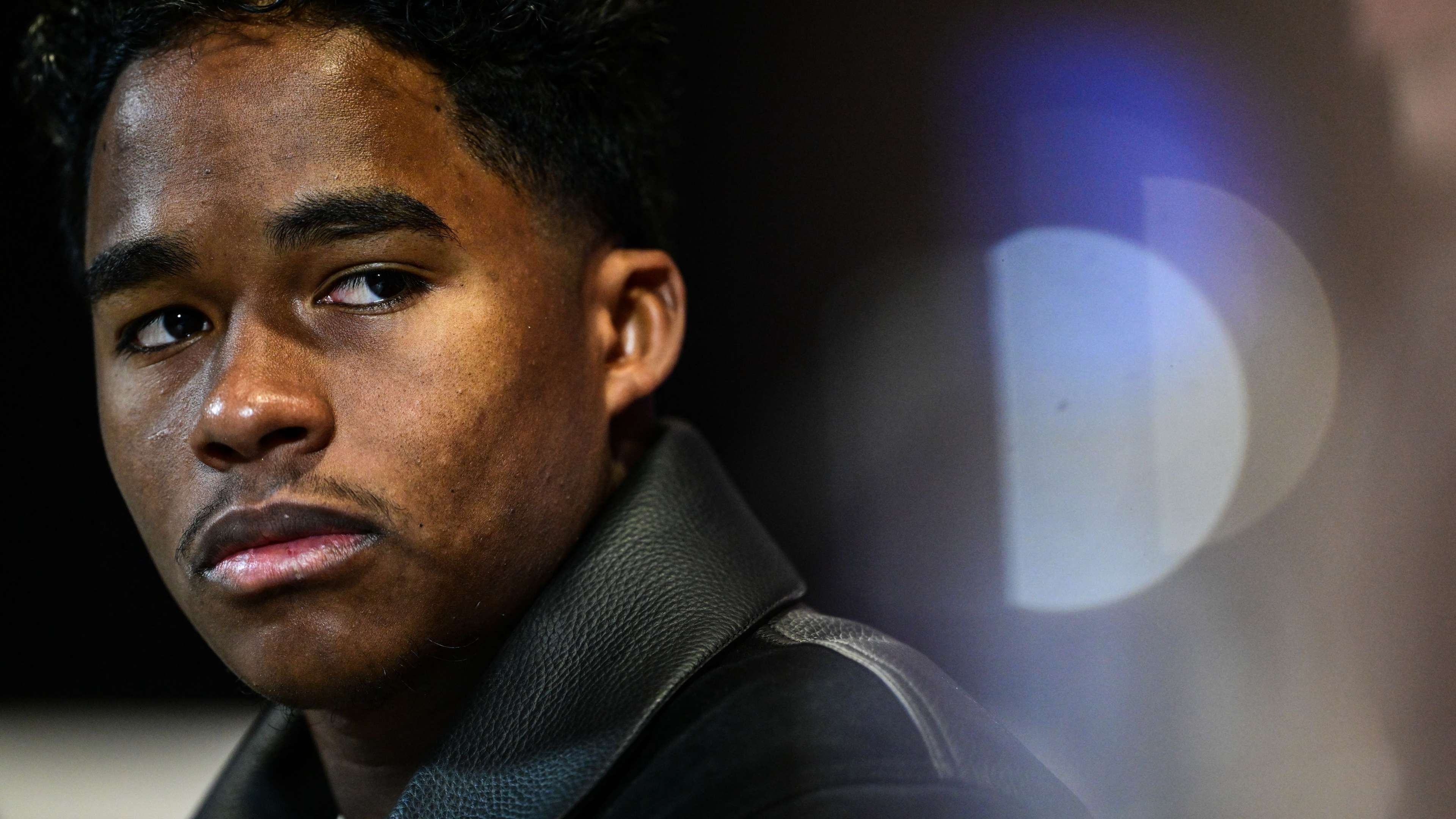 FBL-FRA-LIGUE1-LYON-PRESSER