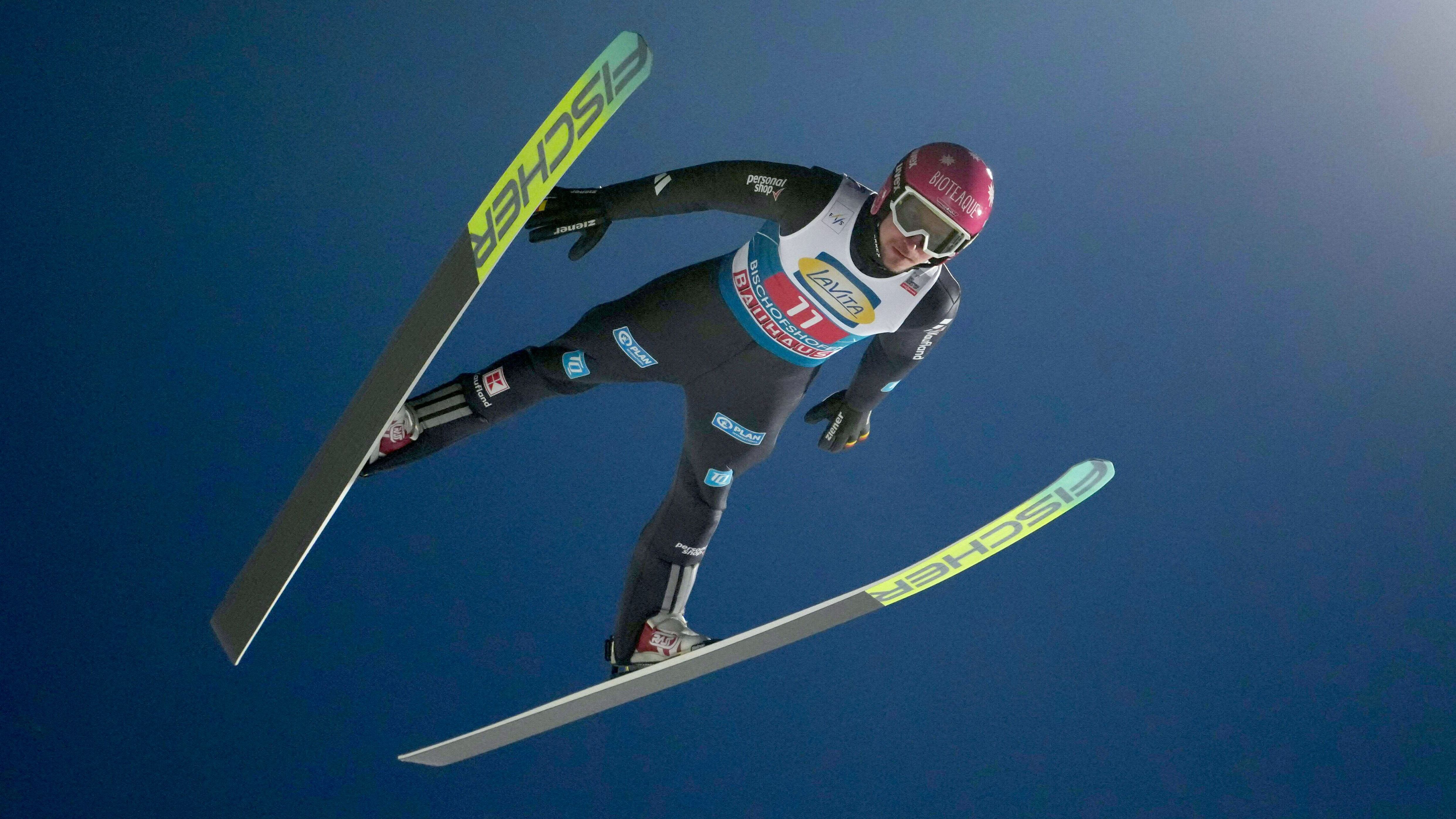 SKI-JUMPING-WORLD-MEN-AUT-FOUR HILLS