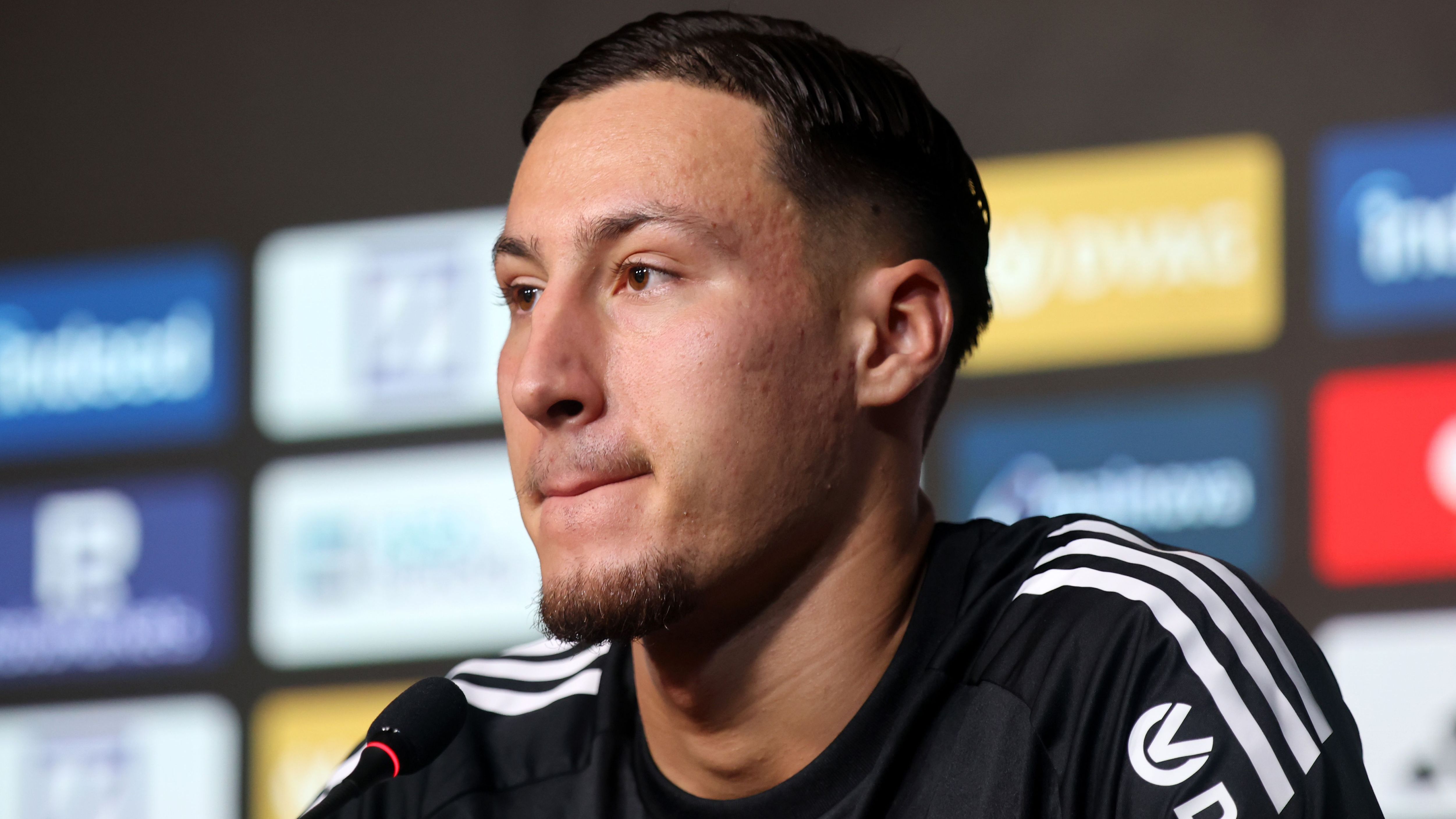 Eintracht Frankfurt Unveil New Signing Younes Ebnoutalib