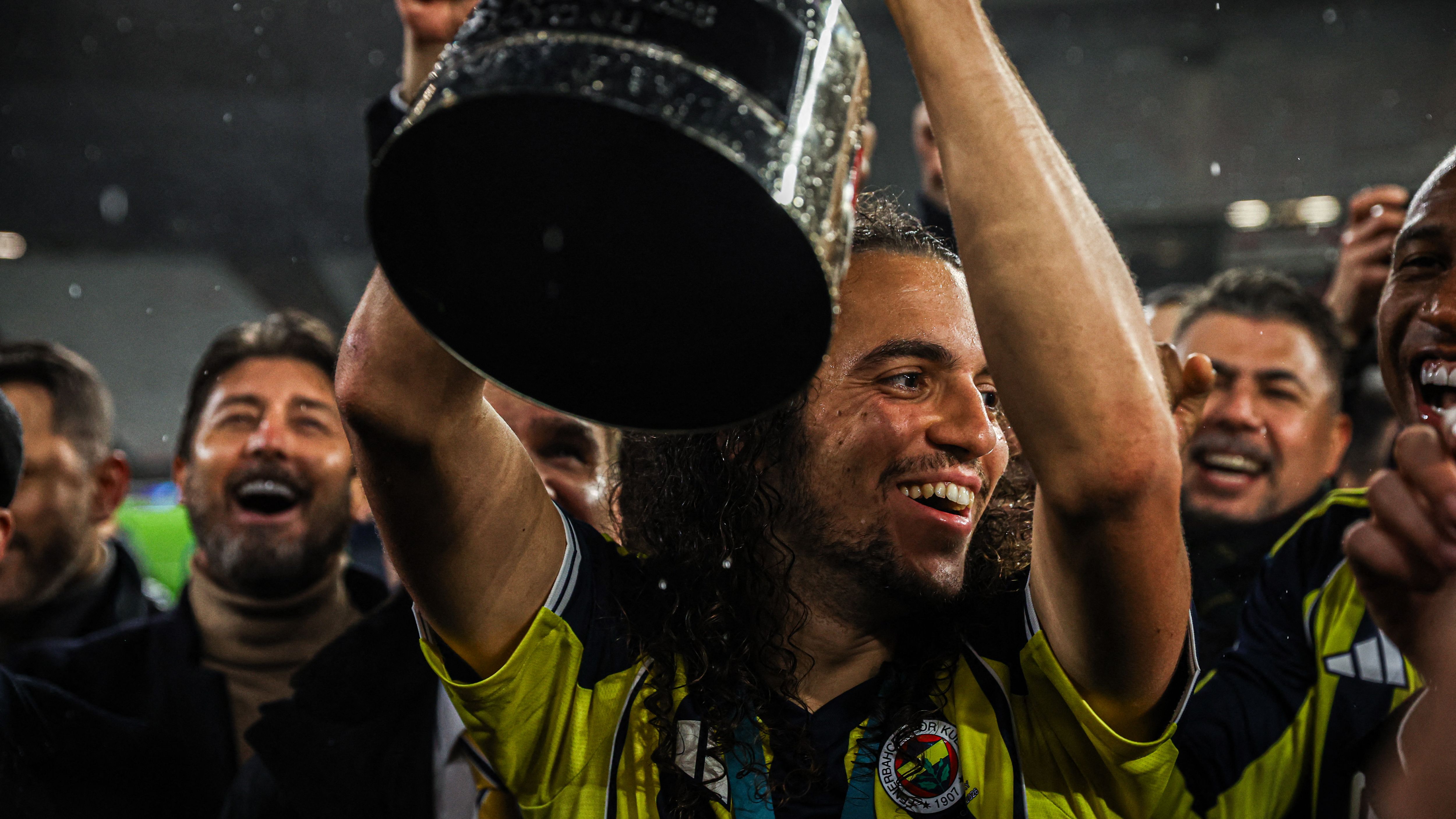 Galatasaray-vs-Fenerbahce-Turkcell-Super-Cup-2025-Final