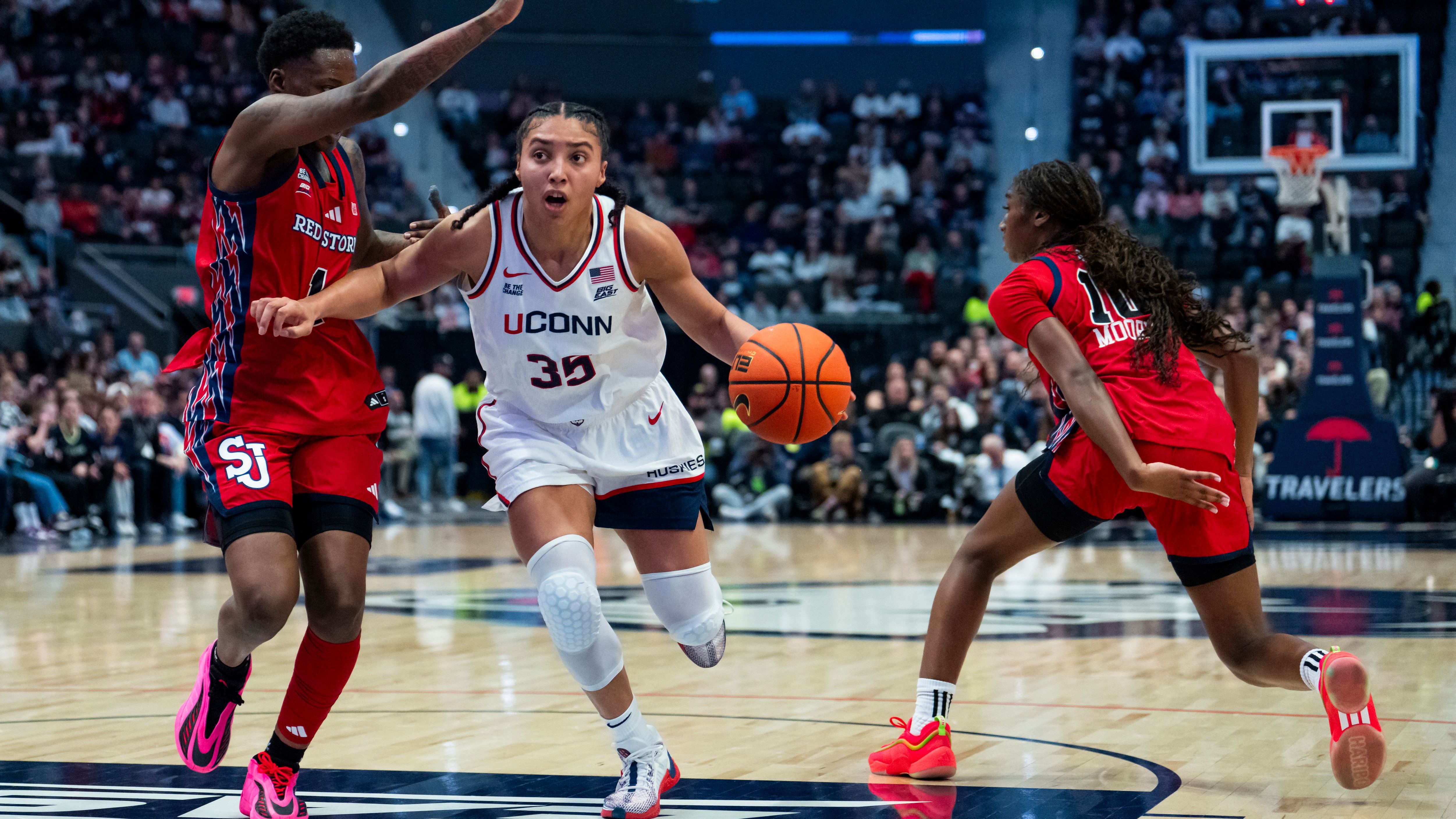 St. John's v Connecticut