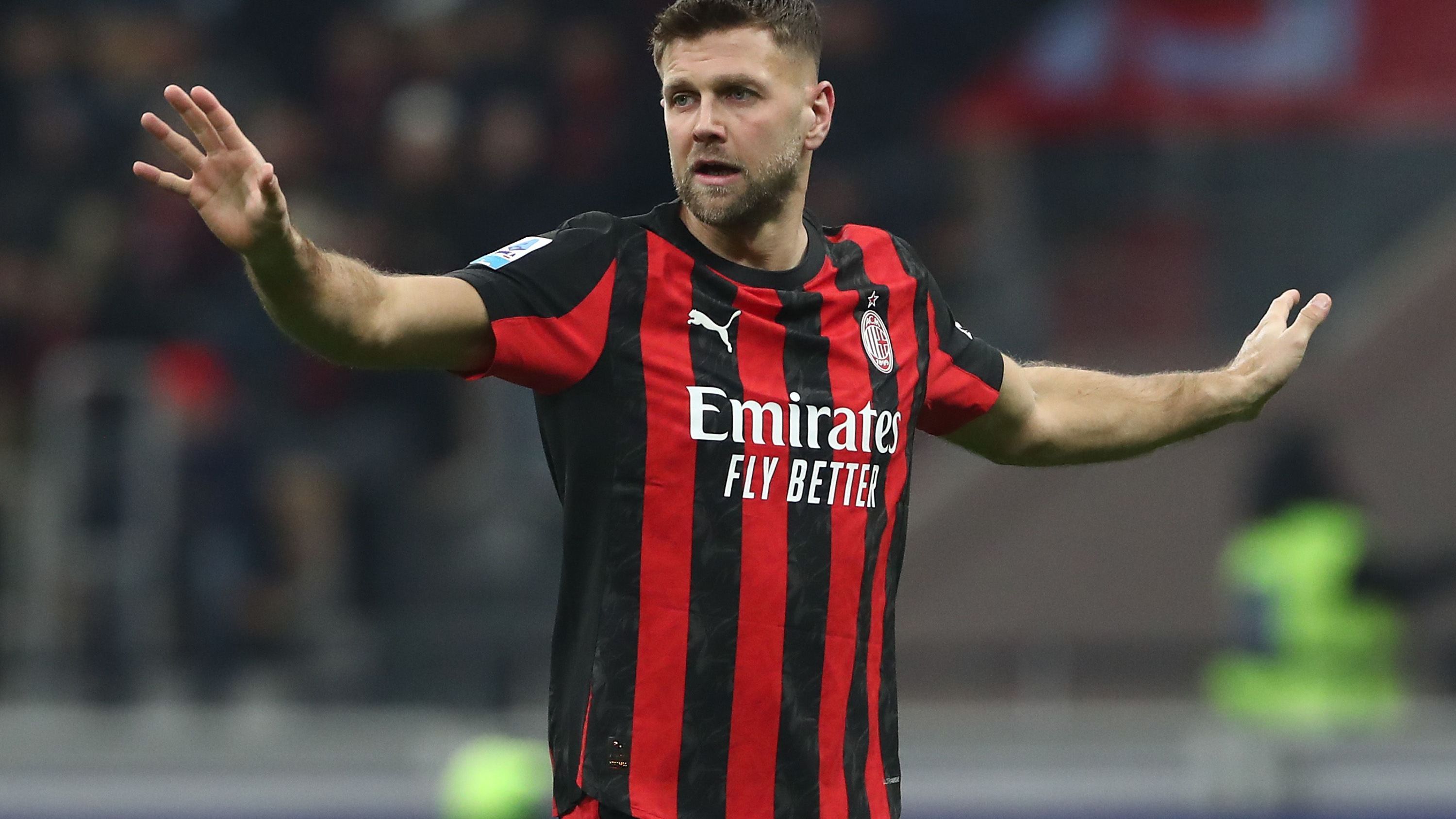 AC Milan v Genoa CFC - Serie A