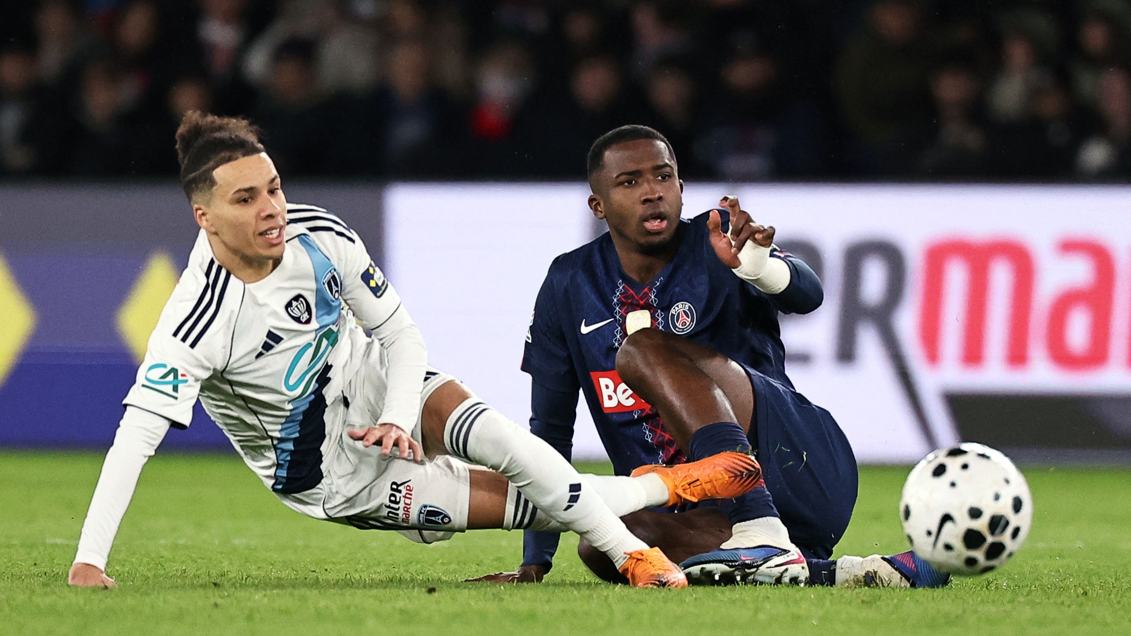 FBL-FRA-CUP-PSG-PARIS FC