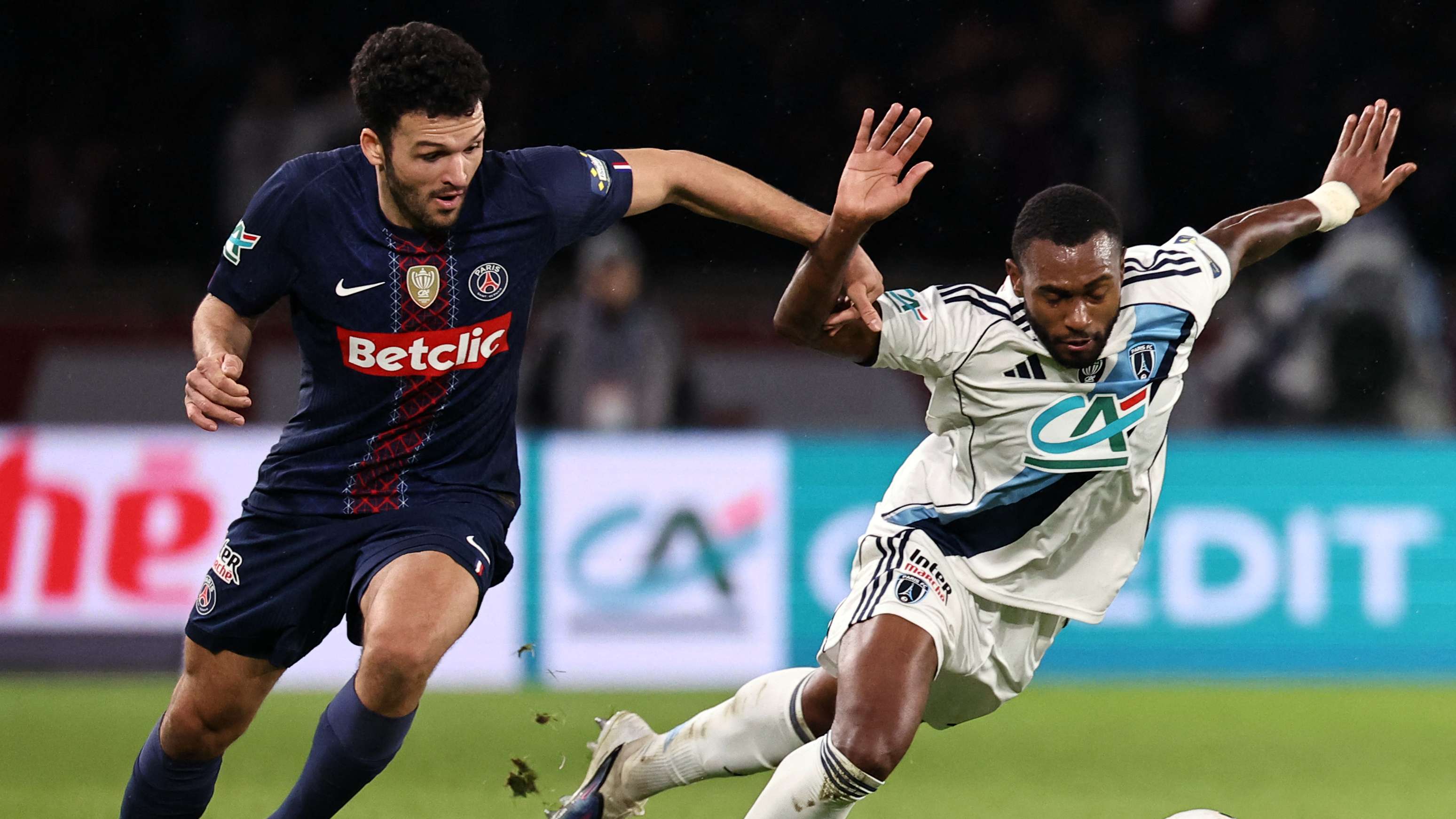 TOPSHOT-FBL-FRA-CUP-PSG-PARIS FC