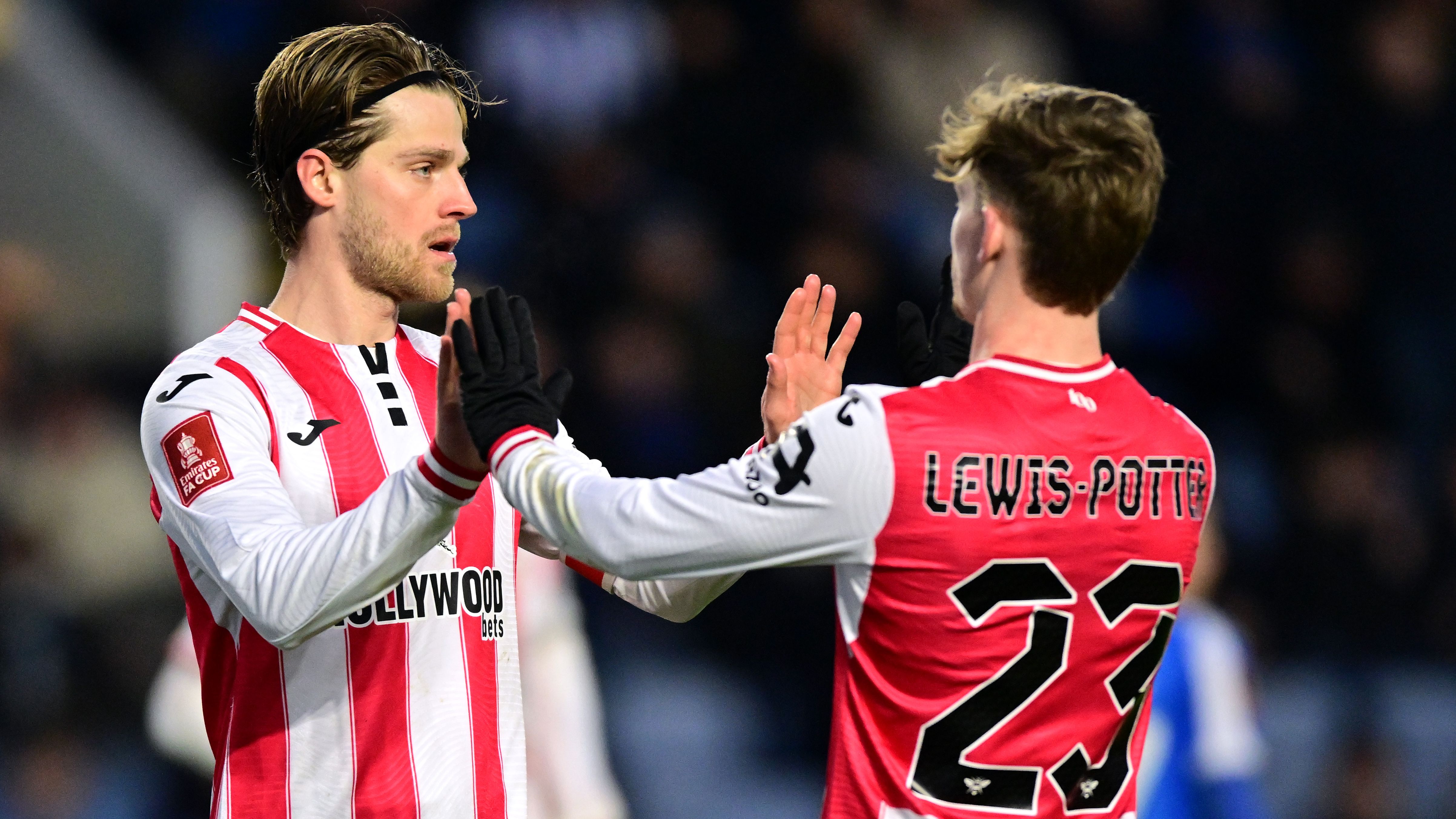 Sheffield Wednesday v Brentford - Emirates FA Cup Third Round