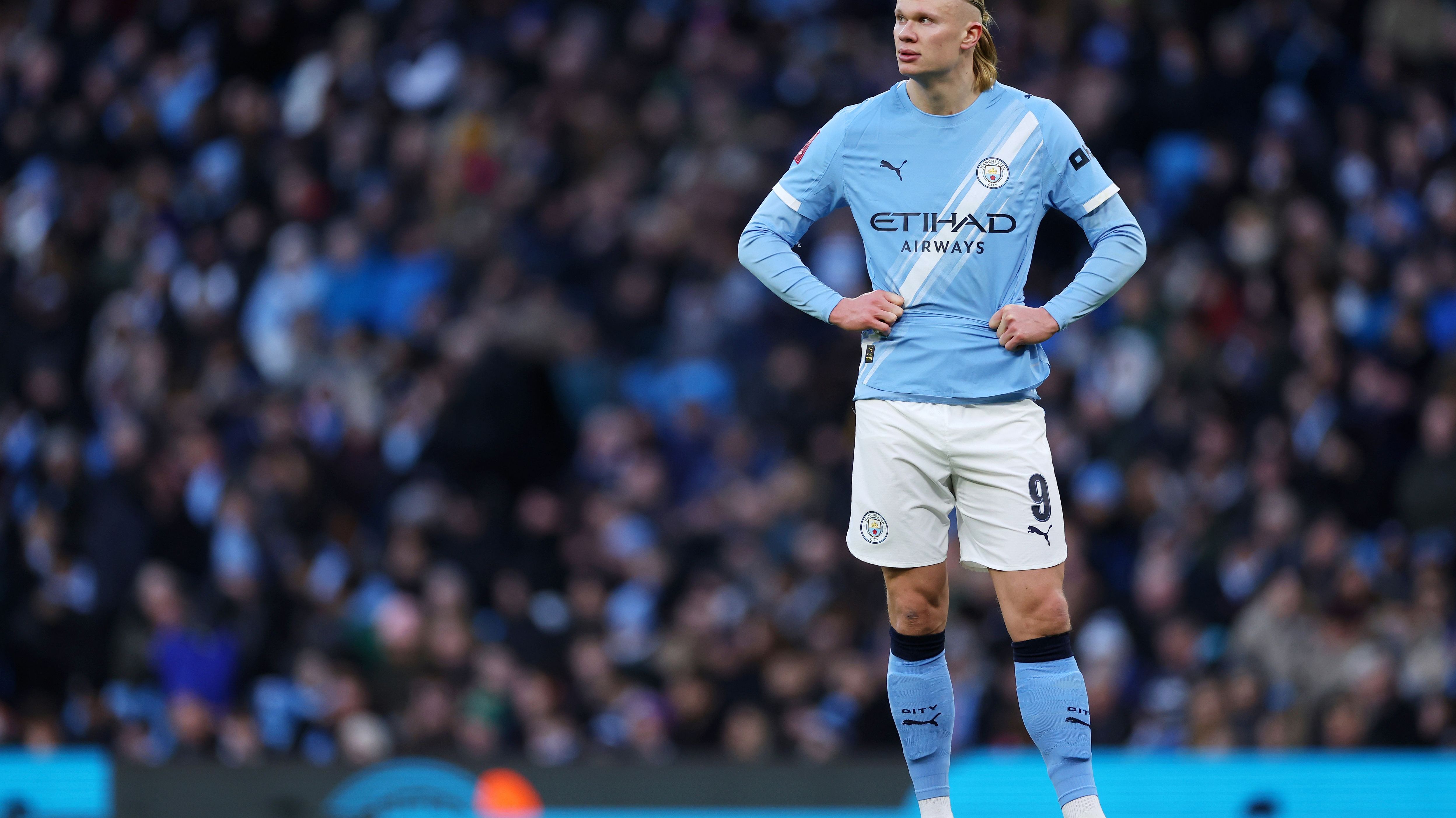 Manchester City v Exeter City - Emirates FA Cup Third Round