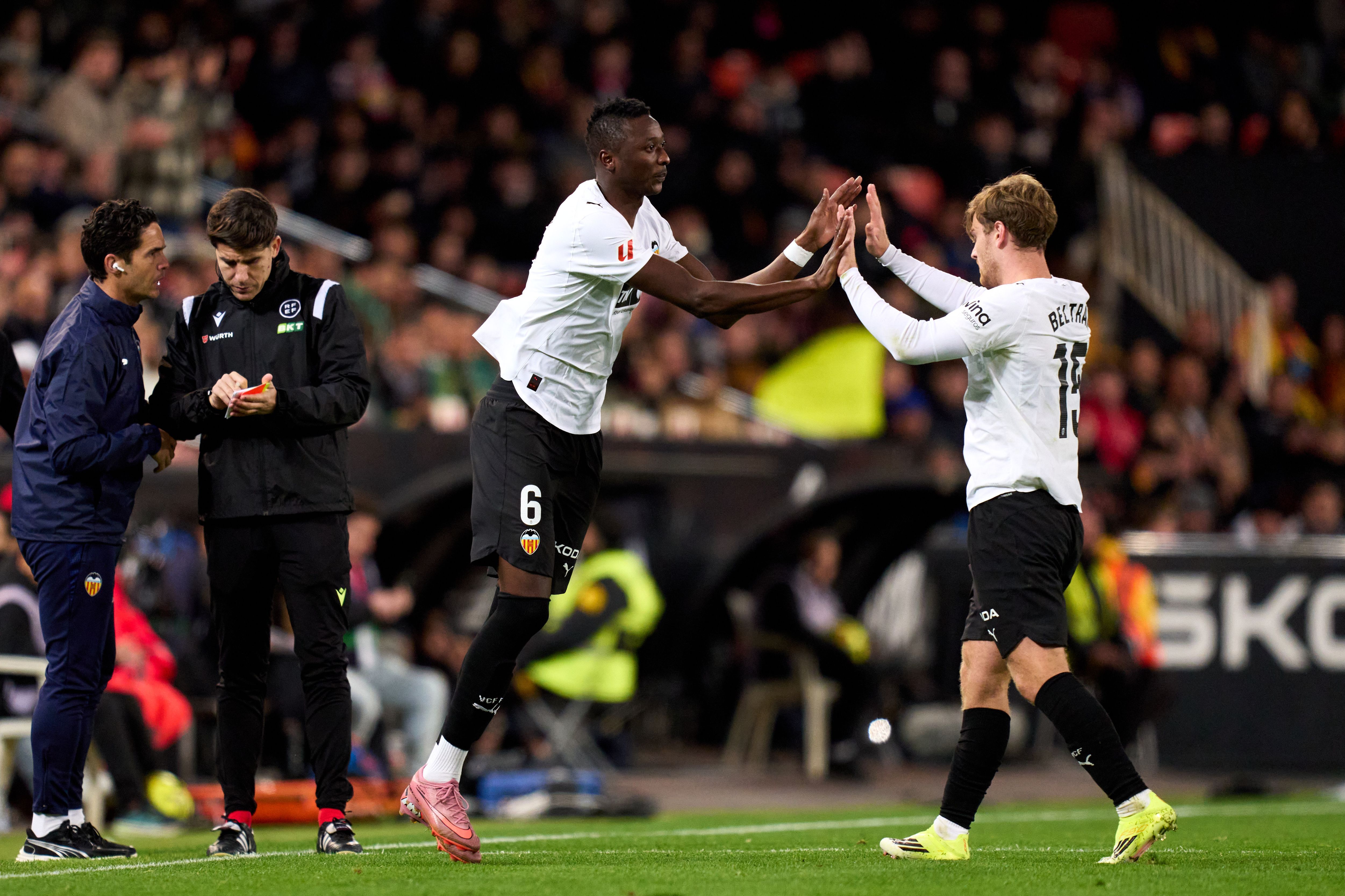 Valencia CF v Elche CF - LaLiga EA Sports