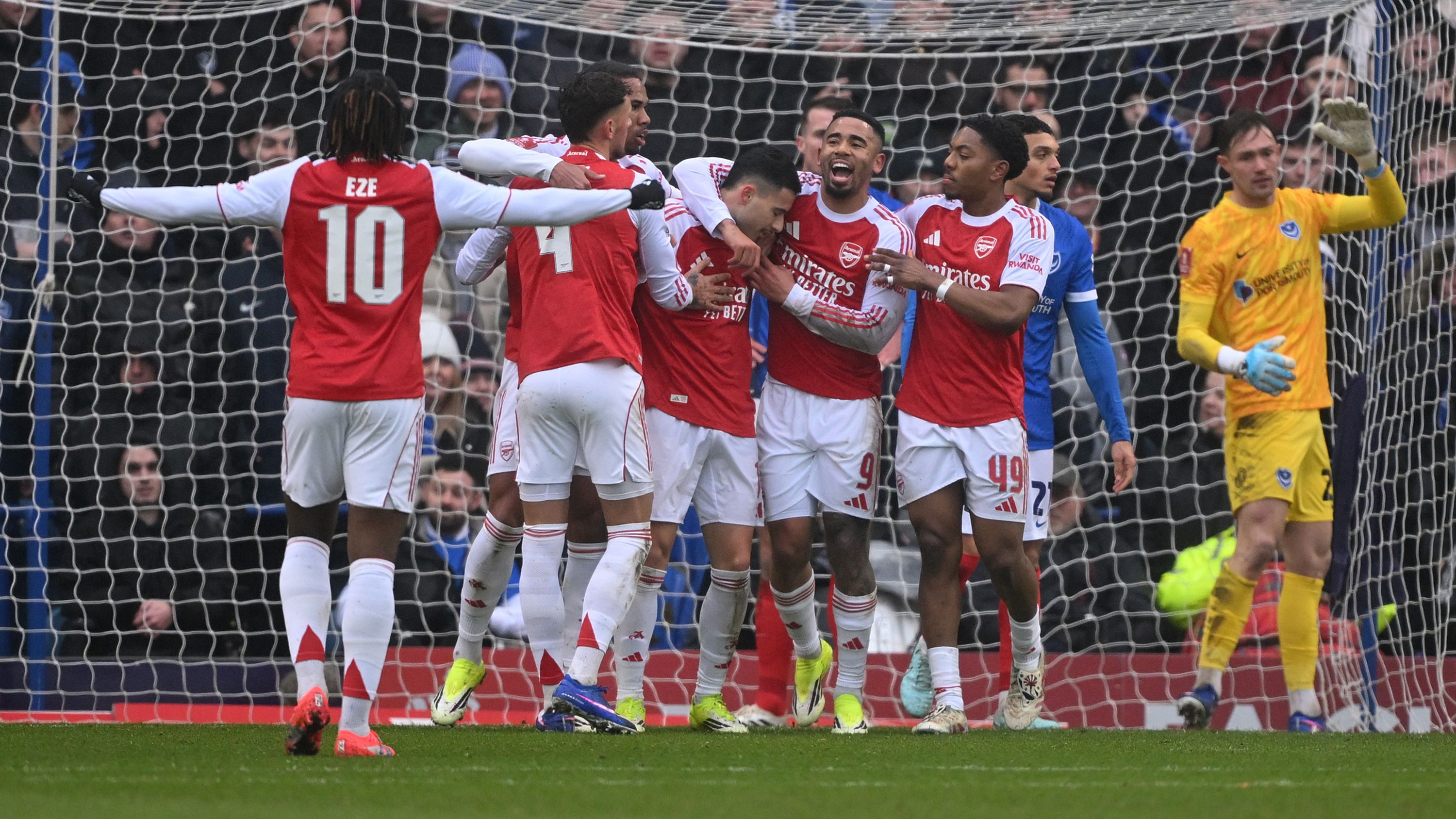 Portsmouth v Arsenal - Emirates FA Cup Third Round