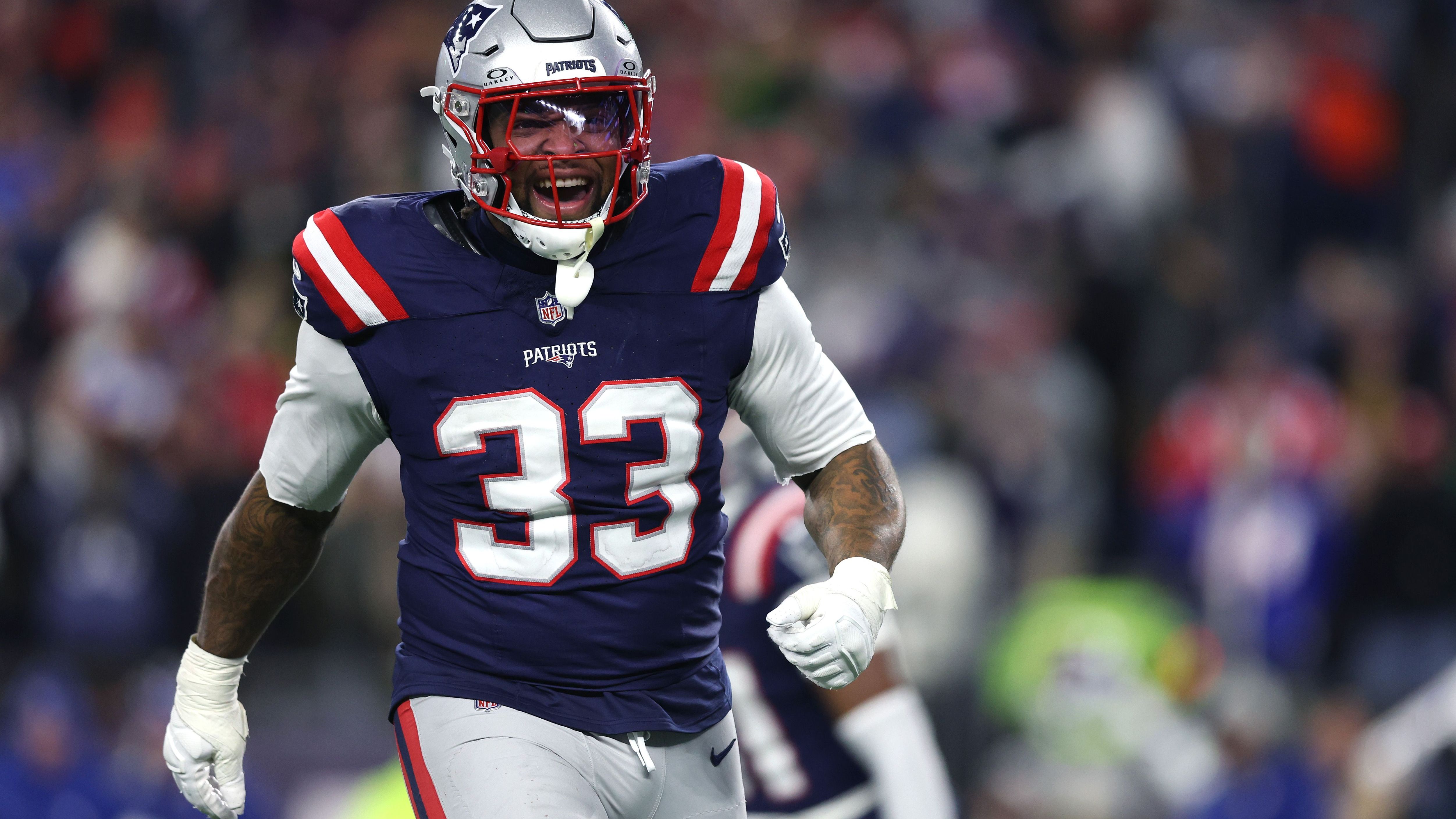 AFC Wild Card Playoffs: Los Angeles Chargers v New England Patriots - NFL 2025